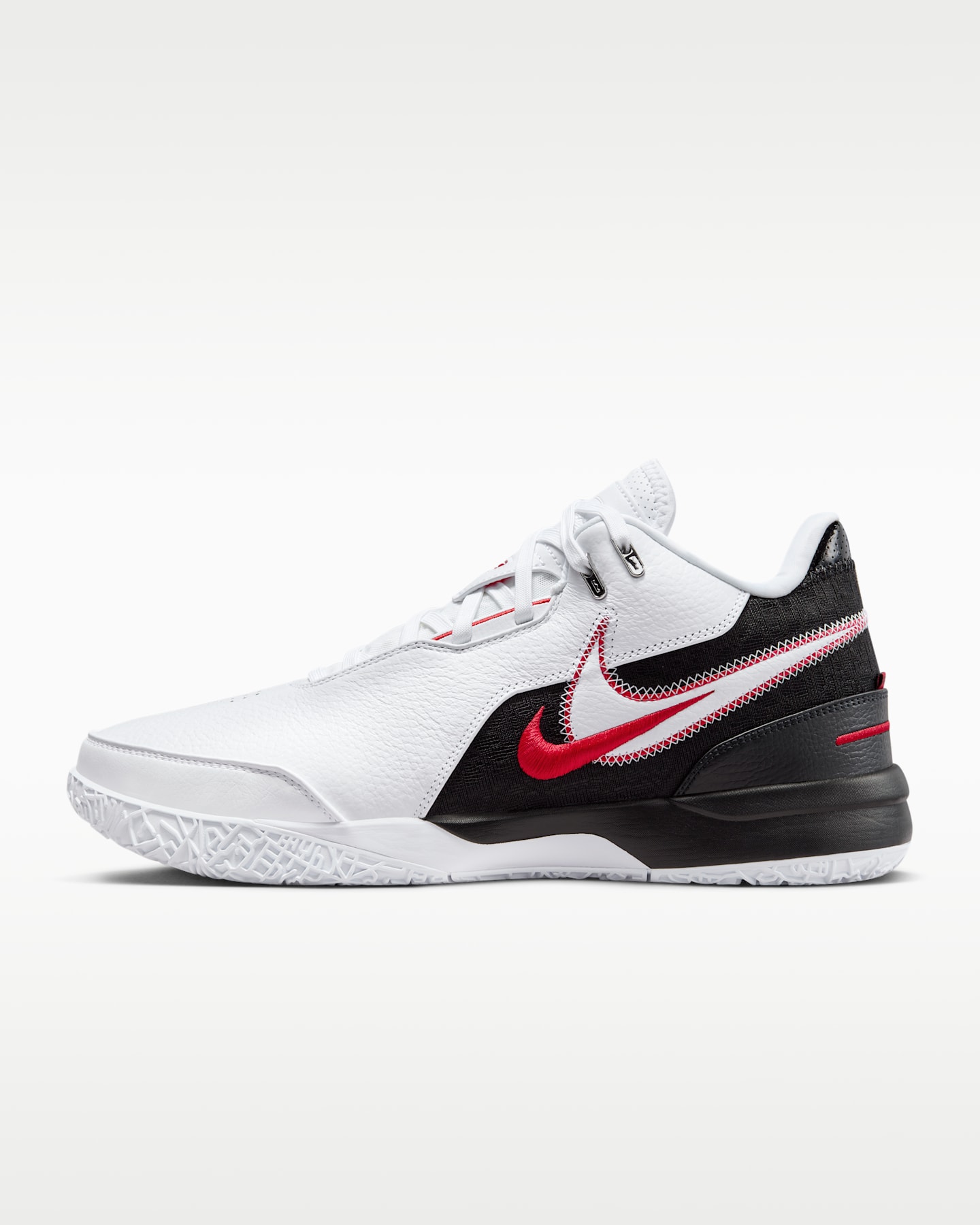 Женские кроссовки Nike LeBron NXXT Gen AMPD Basketball Shoes — фото 9
