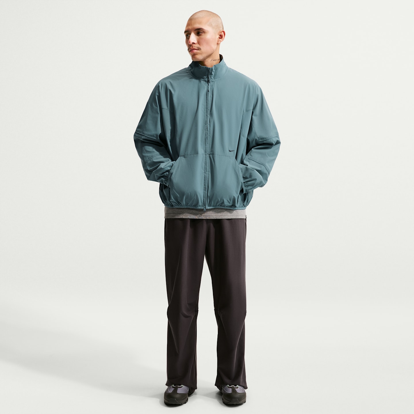 Мужские куртки Nike Tech Helios Men's Dri-FIT Full-Zip Jacket — фото 4