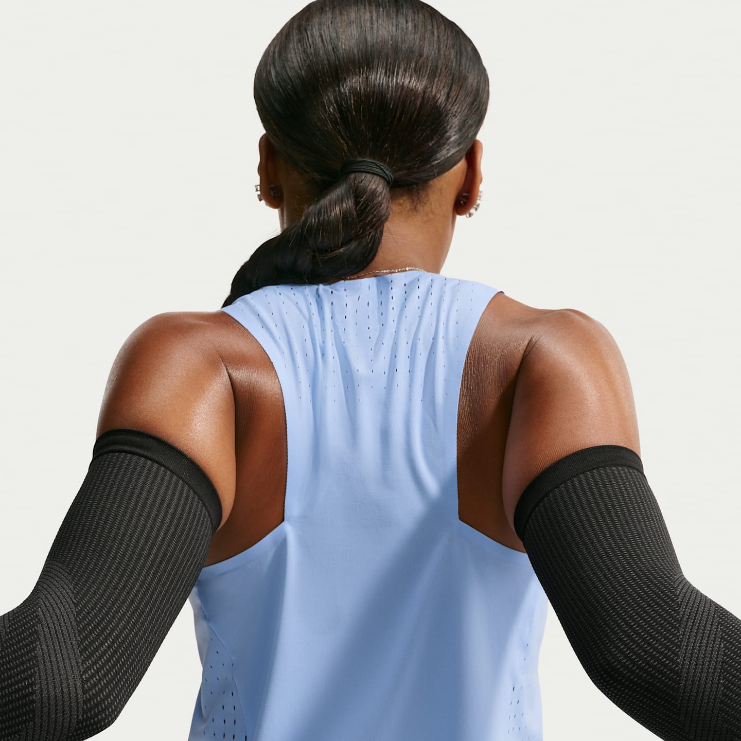 Женские кроссовки Nike AeroSwift Women's Dri-FIT ADV Running Singlet — фото 2