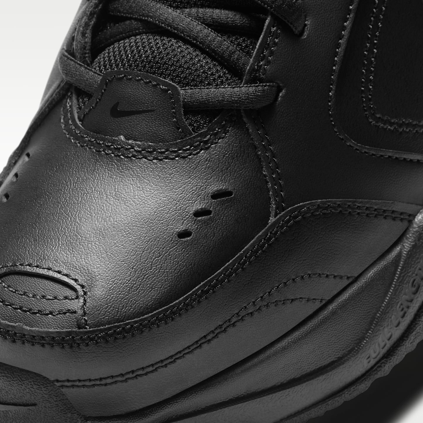 Мужские кроссовки Nike Air Monarch IV Men's Workout Shoes (Extra Wide) — фото 7