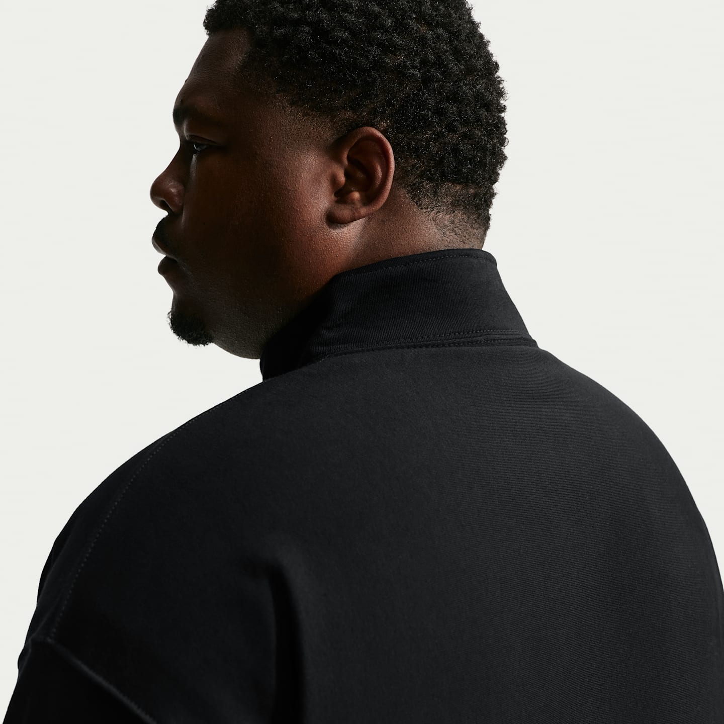 Мужские свитеры Nike Solo Swoosh Men's Fleece Quarter-Zip Top — фото 7