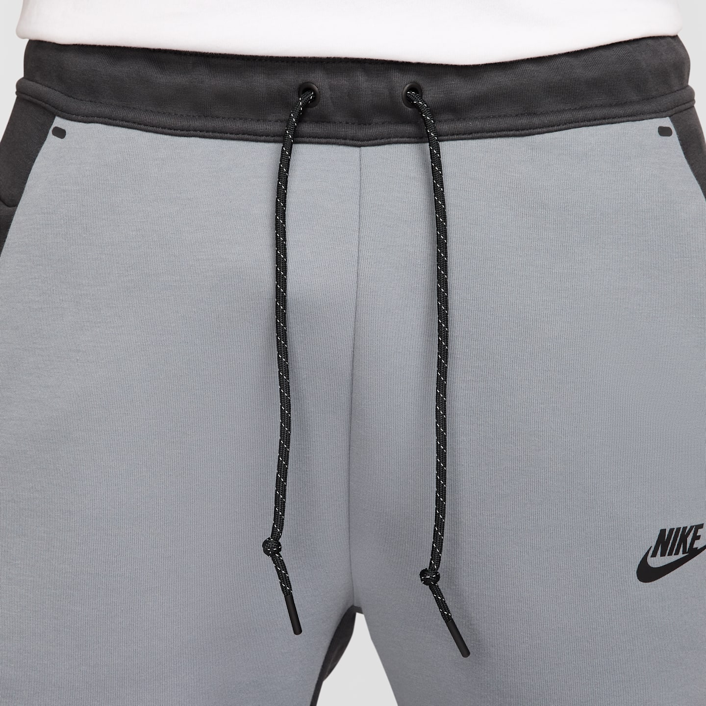 Мужские брюки Nike Tech Men's Fleece Joggers — фото 3
