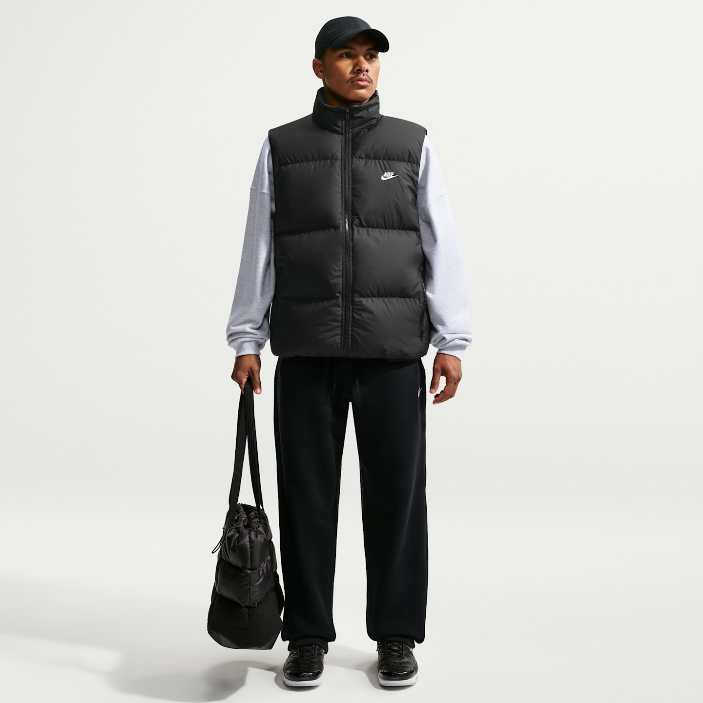 Nike Sportswear Club Men's Therma-FIT Down Puffer Vest — фото 4