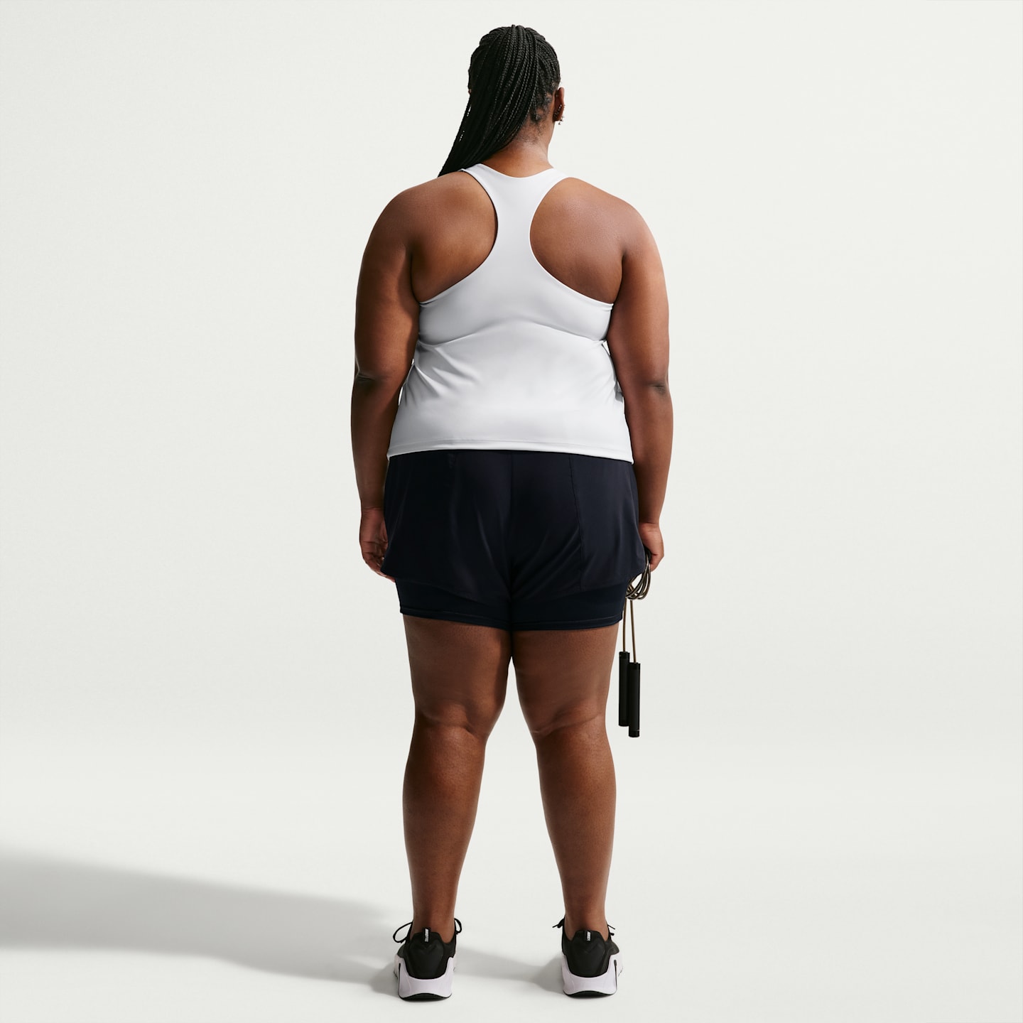 Спортивное бра Swoosh, уплотнённая чашка, средняя поддержка — Nike — фото 5