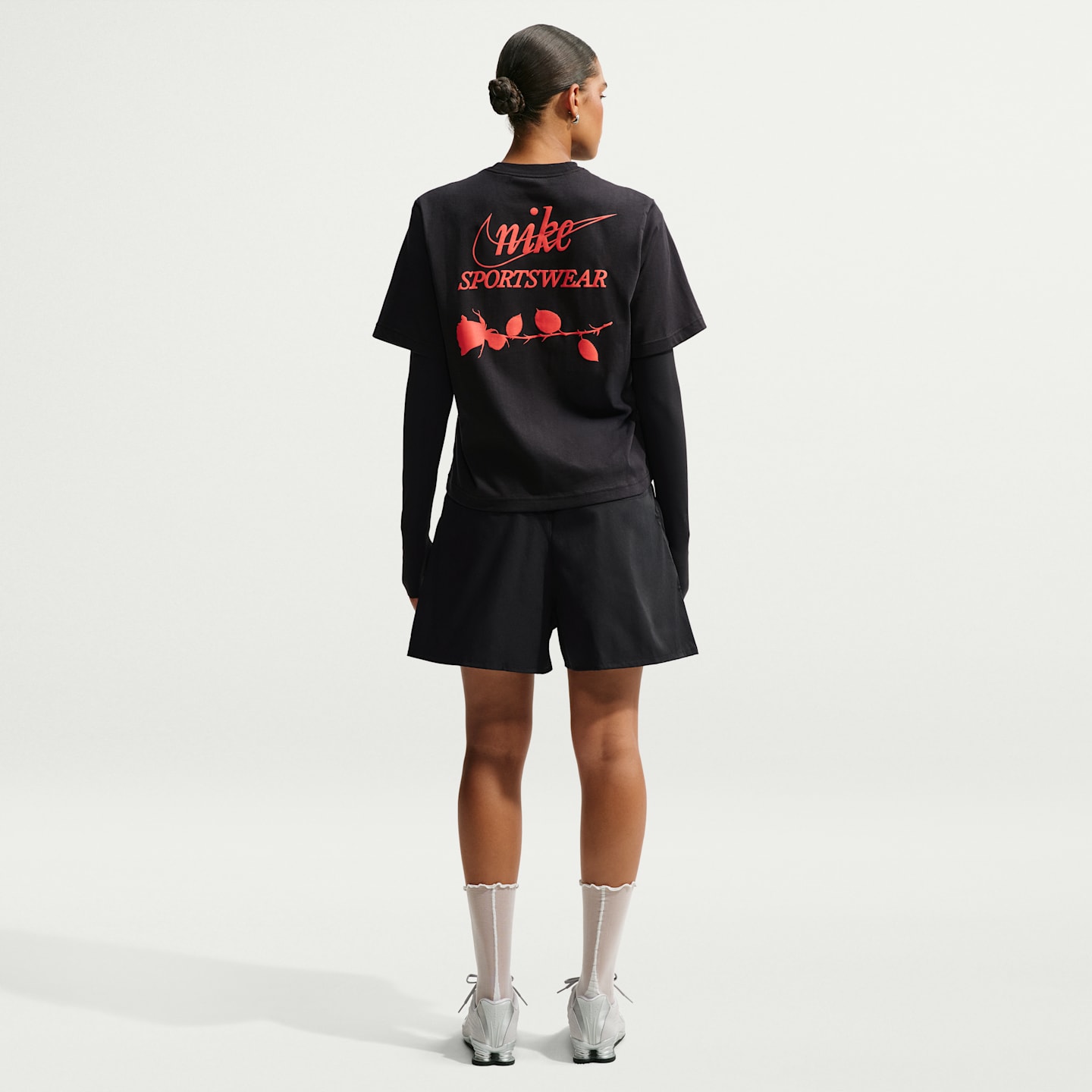 Женские шорты Nike Sportswear Women's Loose Mid-Rise Shorts — фото 5