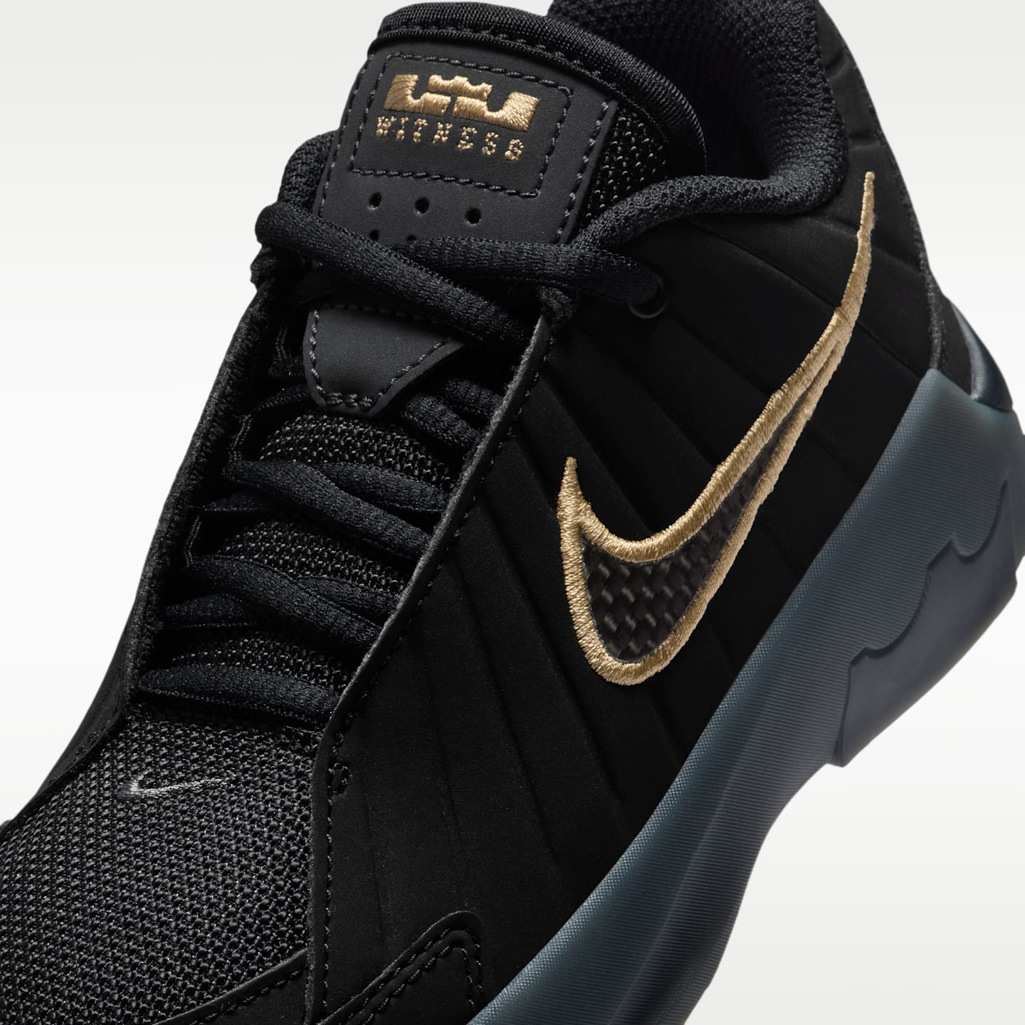 Детские кроссовки Nike LeBron Witness 9 Little Kids' Shoes — фото 7