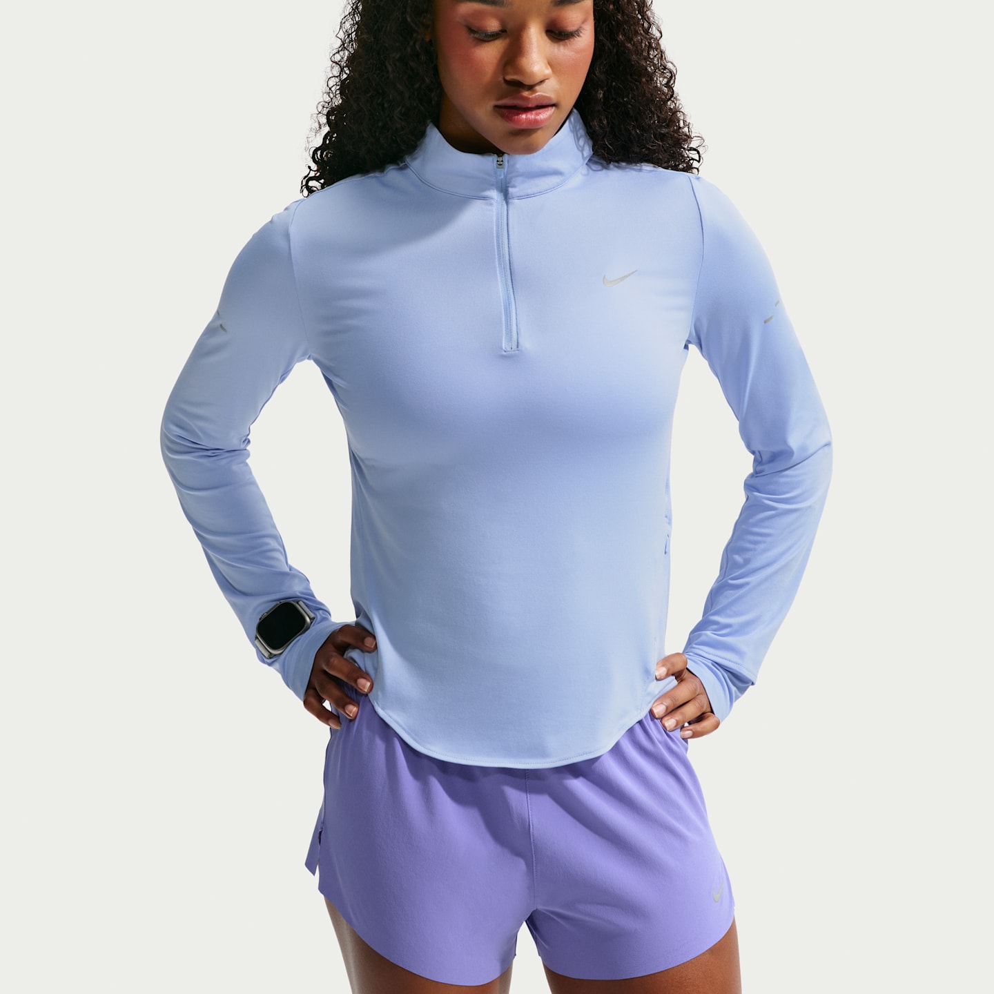Женские свитеры Nike Swift Women's Dri-FIT UV 1/4-Zip Running Top — фото 1