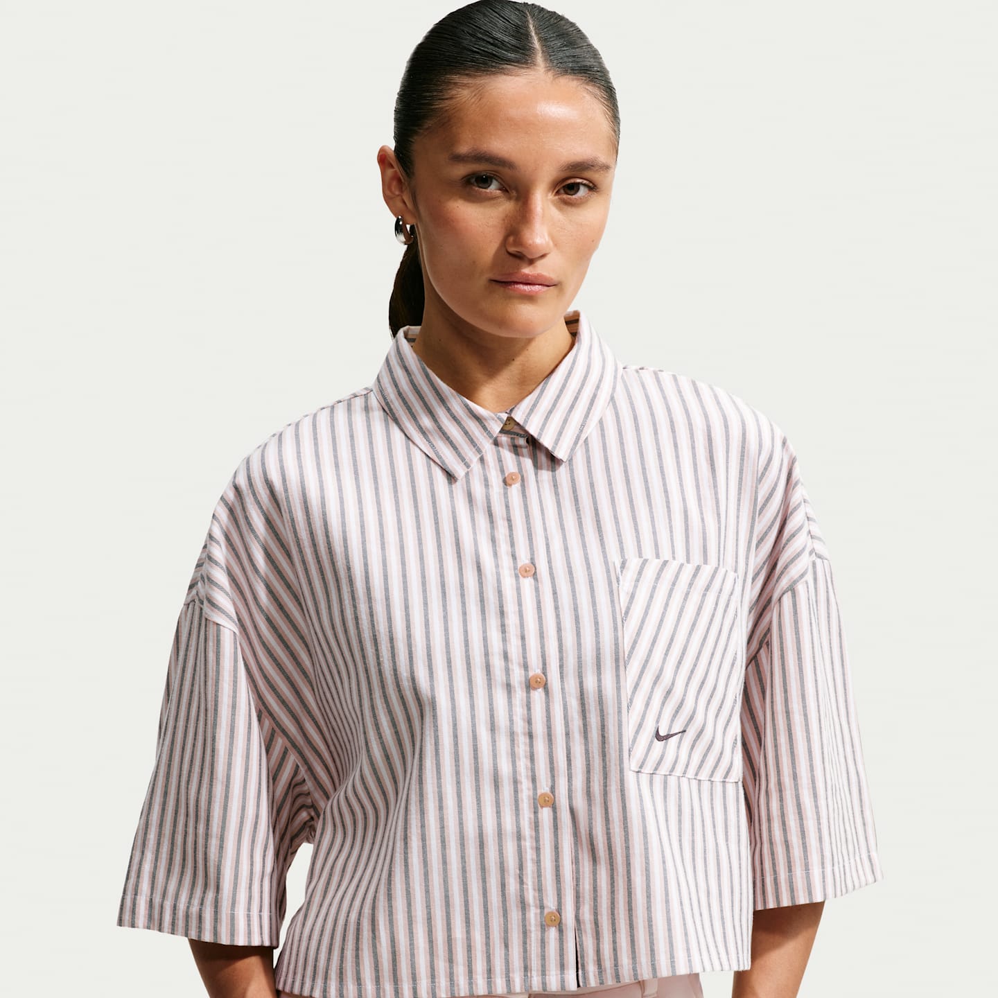 Женские кроссовки Nike Sportswear Chill Poplin Women's Oversized Striped Top — фото 1