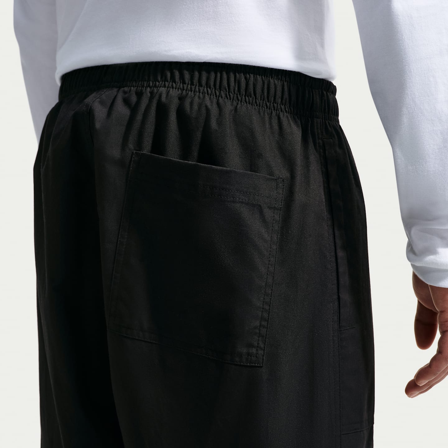 Мужские брюки Nike Club Men's Pants — фото 3