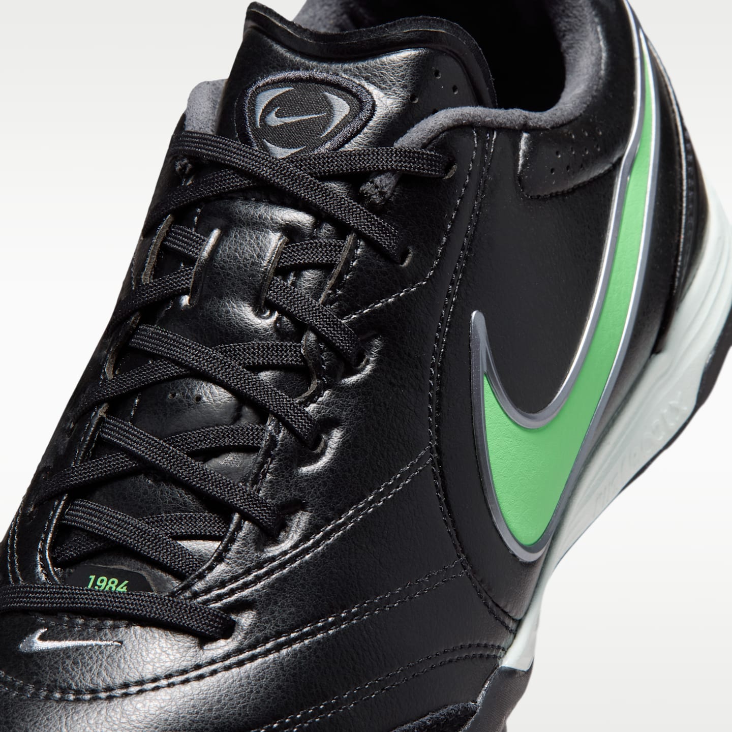 Мужские бутсы Nike Tiempo Ligera Pro Firm-Ground Low-Top Soccer Cleats — фото 7