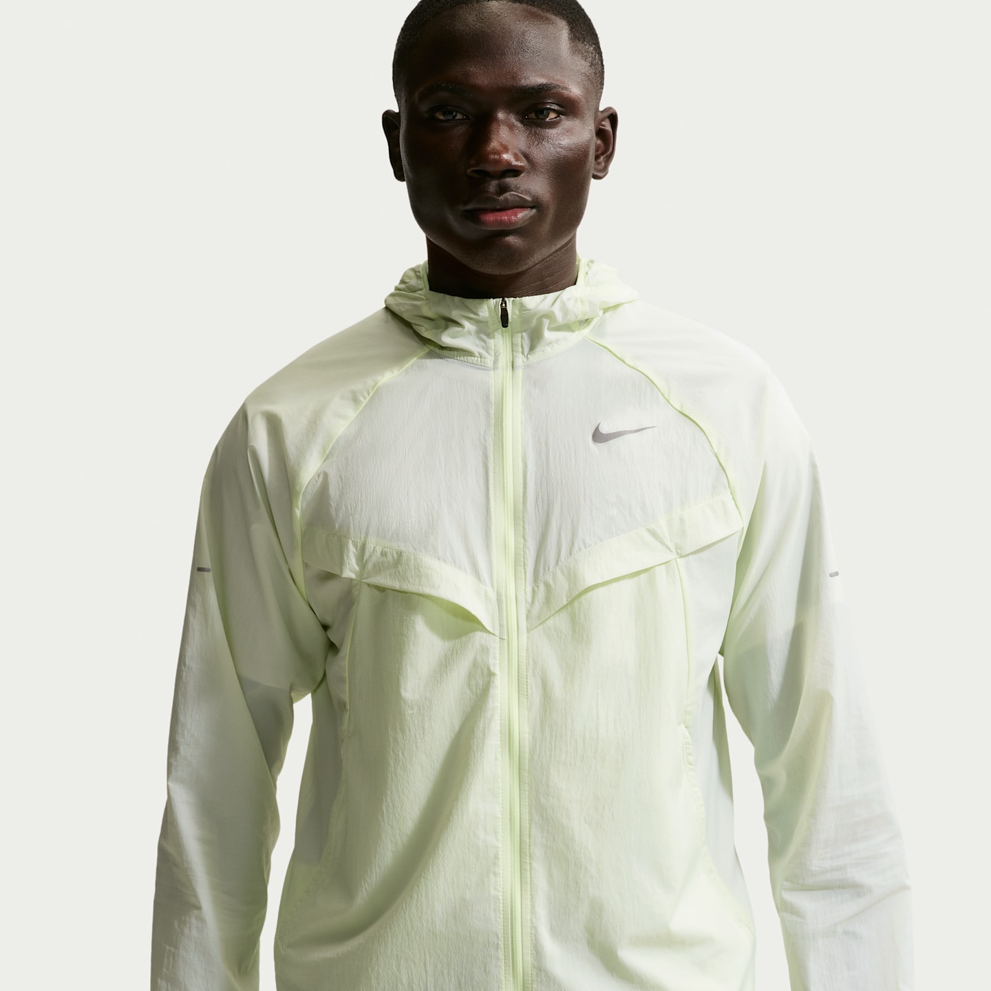 Мужские куртки Nike Stride Men's Repel UV Running Jacket