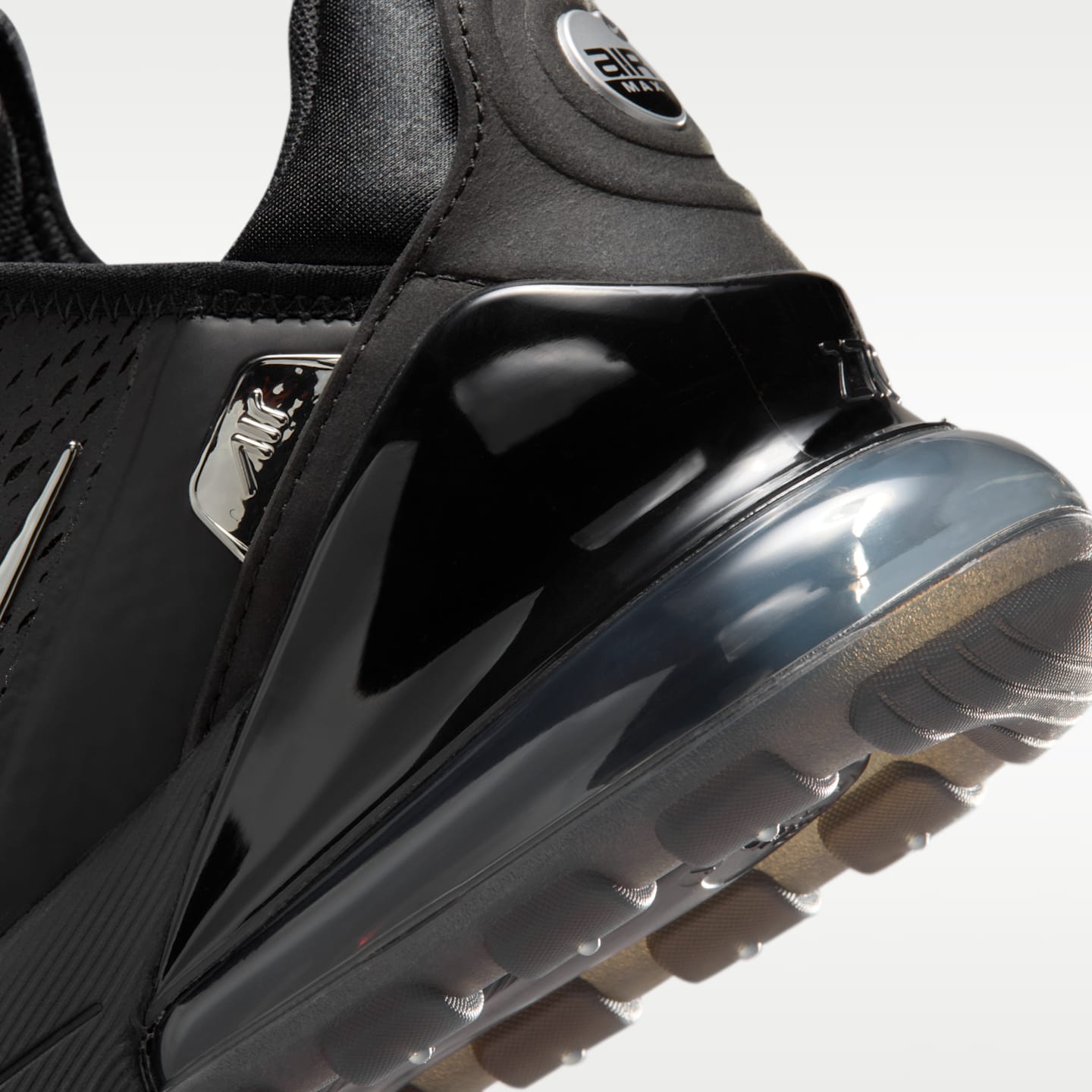 Женские кроссовки Nike Air Max 270 Premium Women's Shoes — фото 8