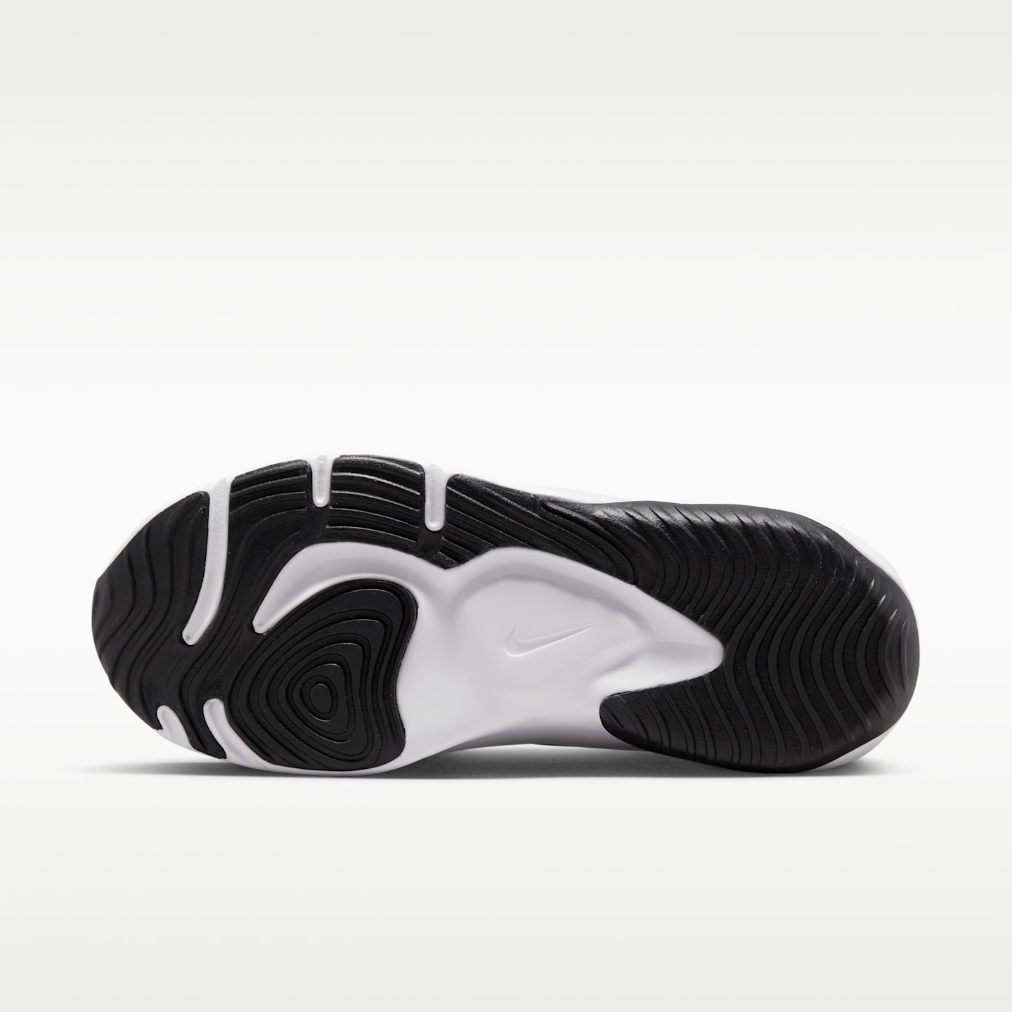 Женские кроссовки Nike Legend Essential 3 Next Nature Women's Workout Shoes — фото 2