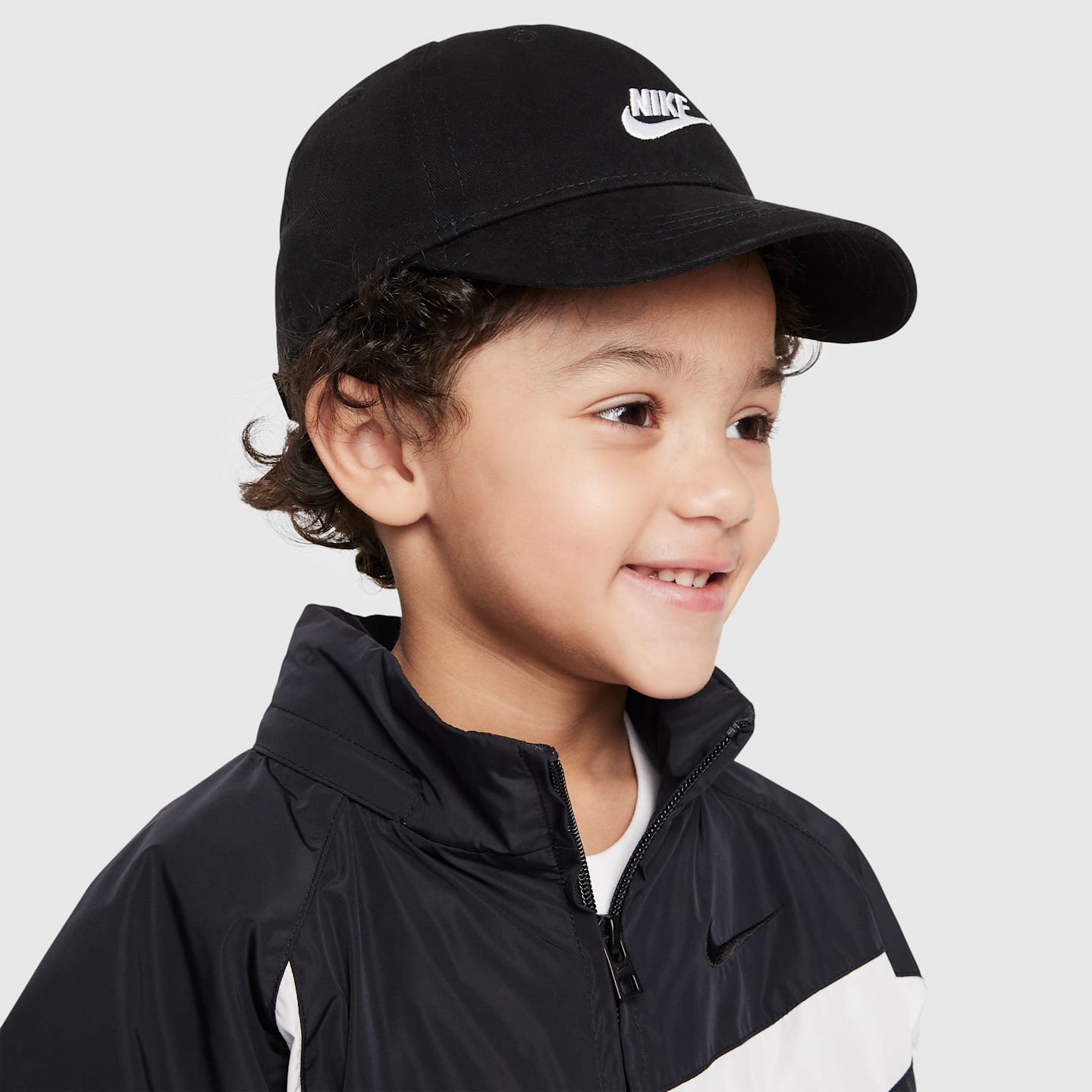 Детские кепки Nike Toddler Futura Curved Brim — фото 4