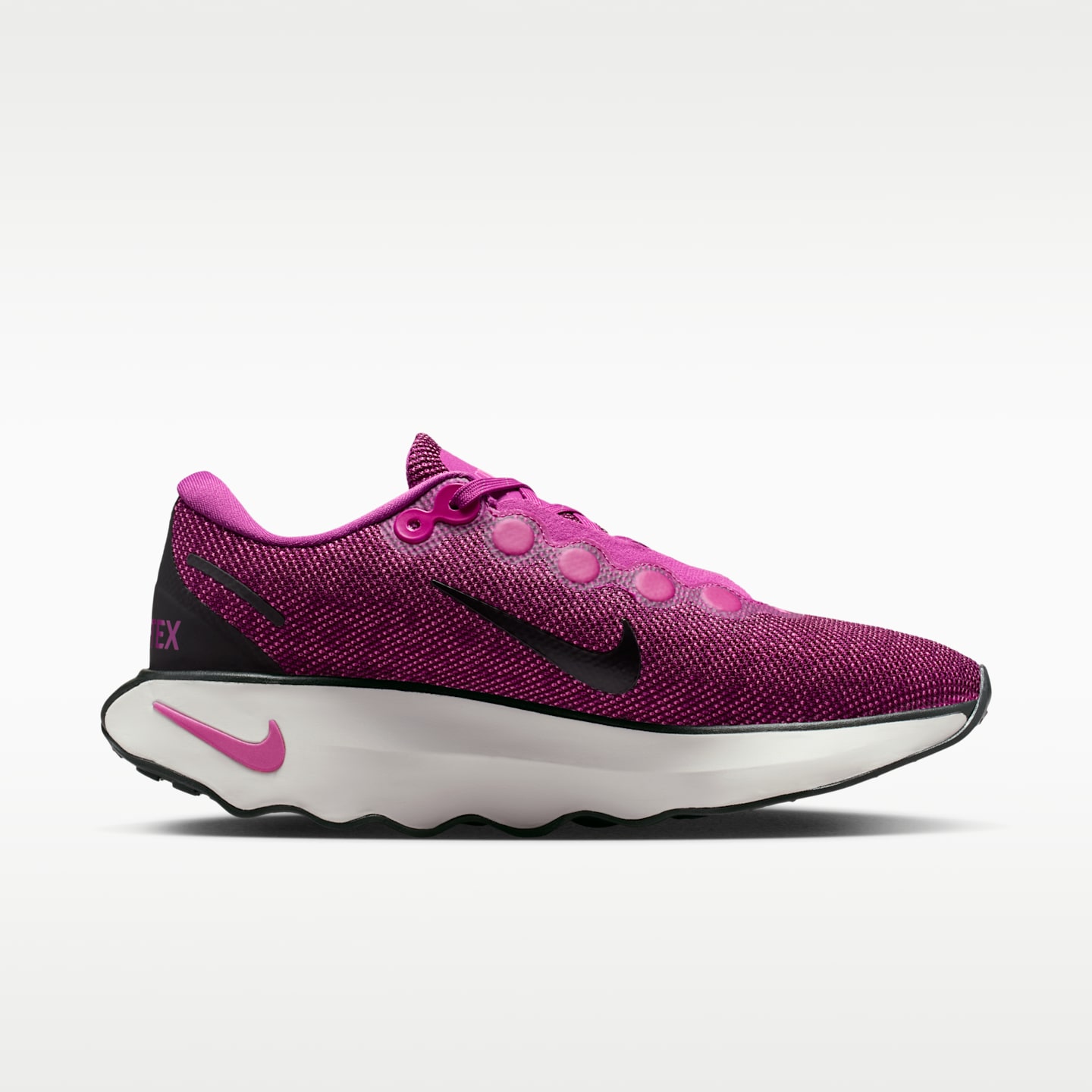 Женские кроссовки Nike Motiva GORE-TEX Women's Waterproof Walking Shoes — фото 3