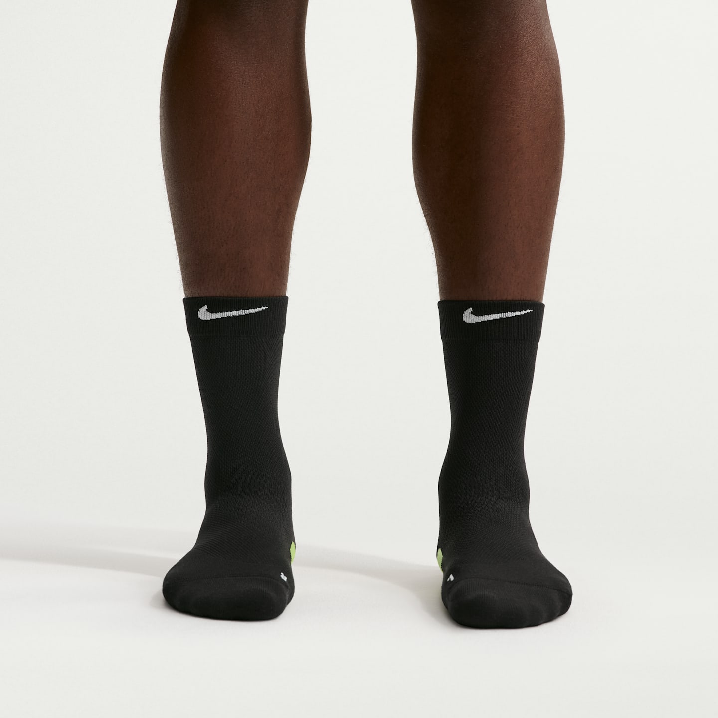 Женские носки Nike Run Midweight Running Micro-Crew Socks (1 Pair) — фото 2