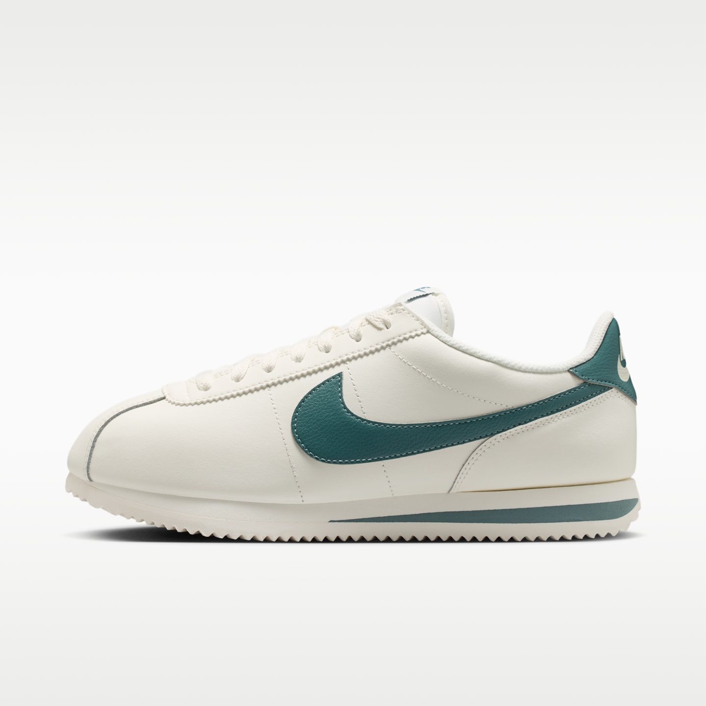 Женские кроссовки Nike Cortez Leather Women's Shoes — фото 1