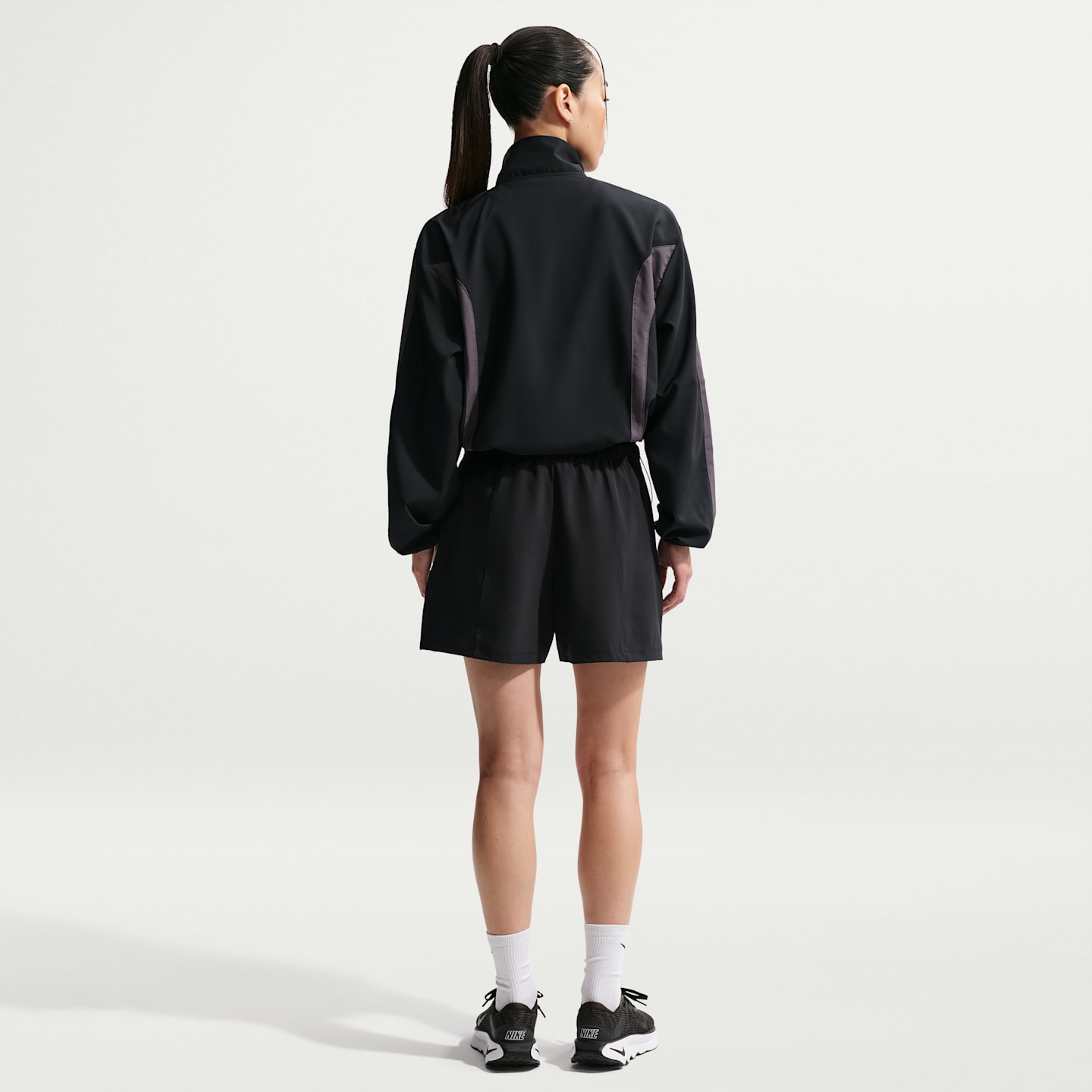 Nike One Women's Woven Jacket — фото 5