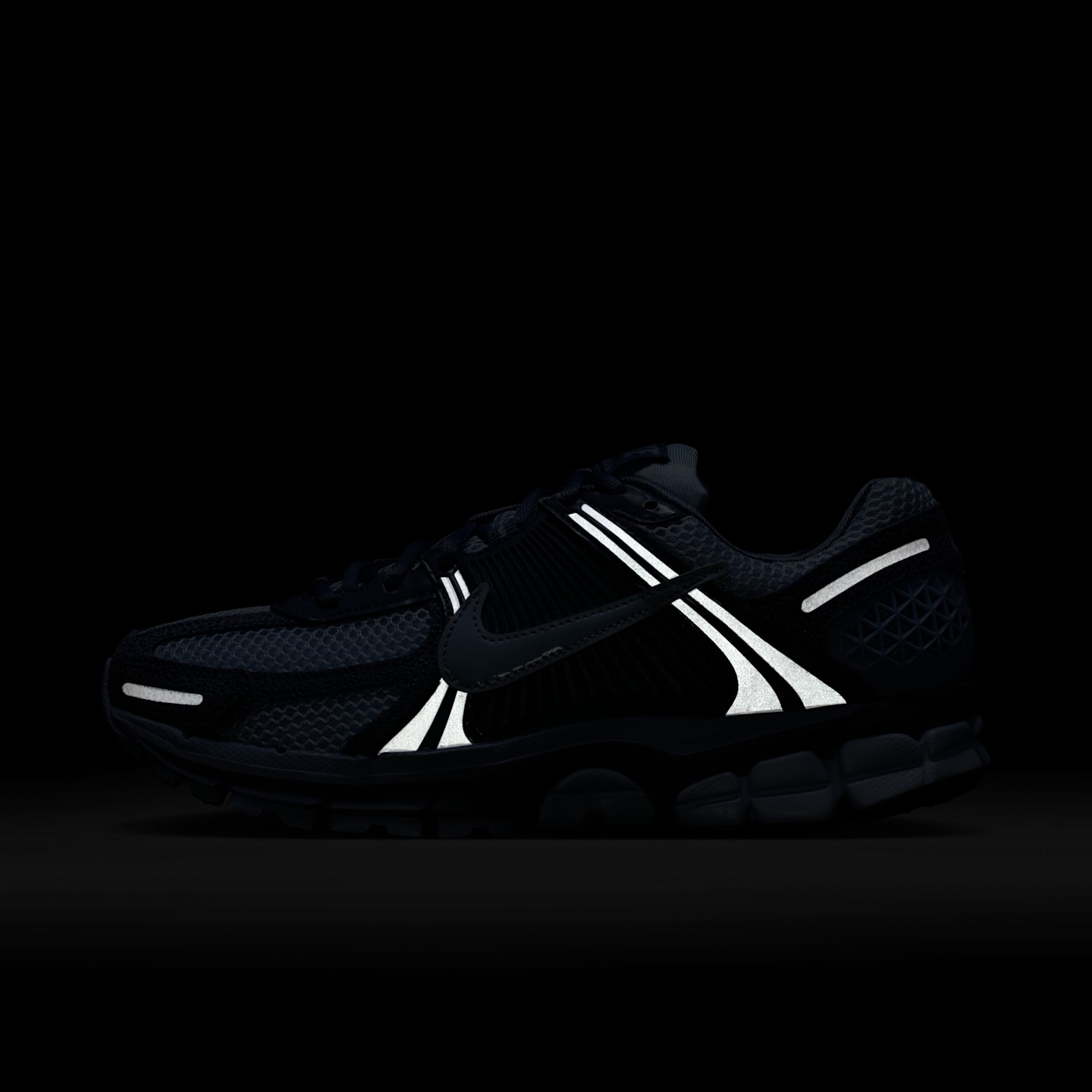 Женские кроссовки Nike Zoom Vomero 5 Women's Shoes — фото 9