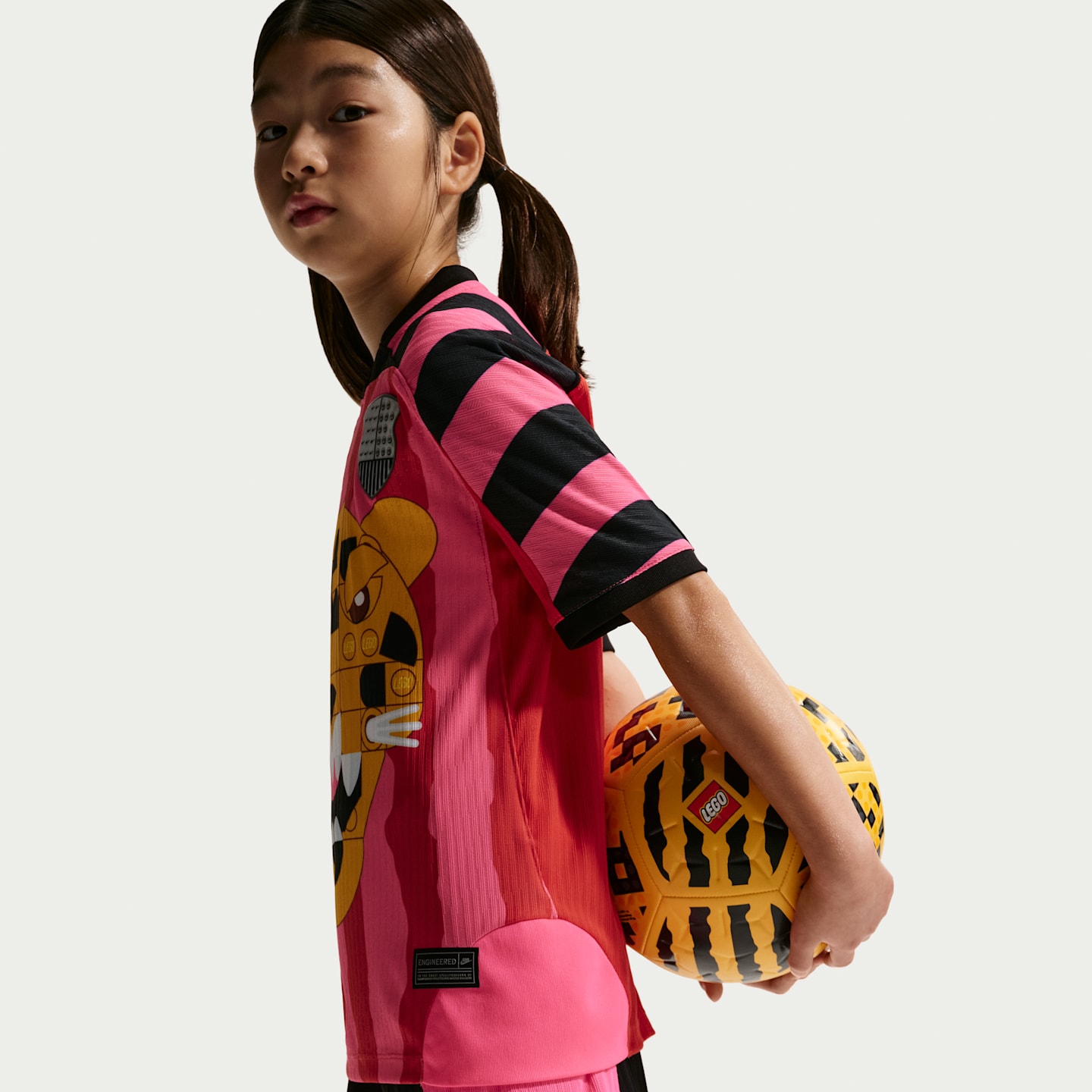 Детские шорты Nike x LEGO® Collection Big Kids' Aero-FIT Soccer Shorts — фото 5