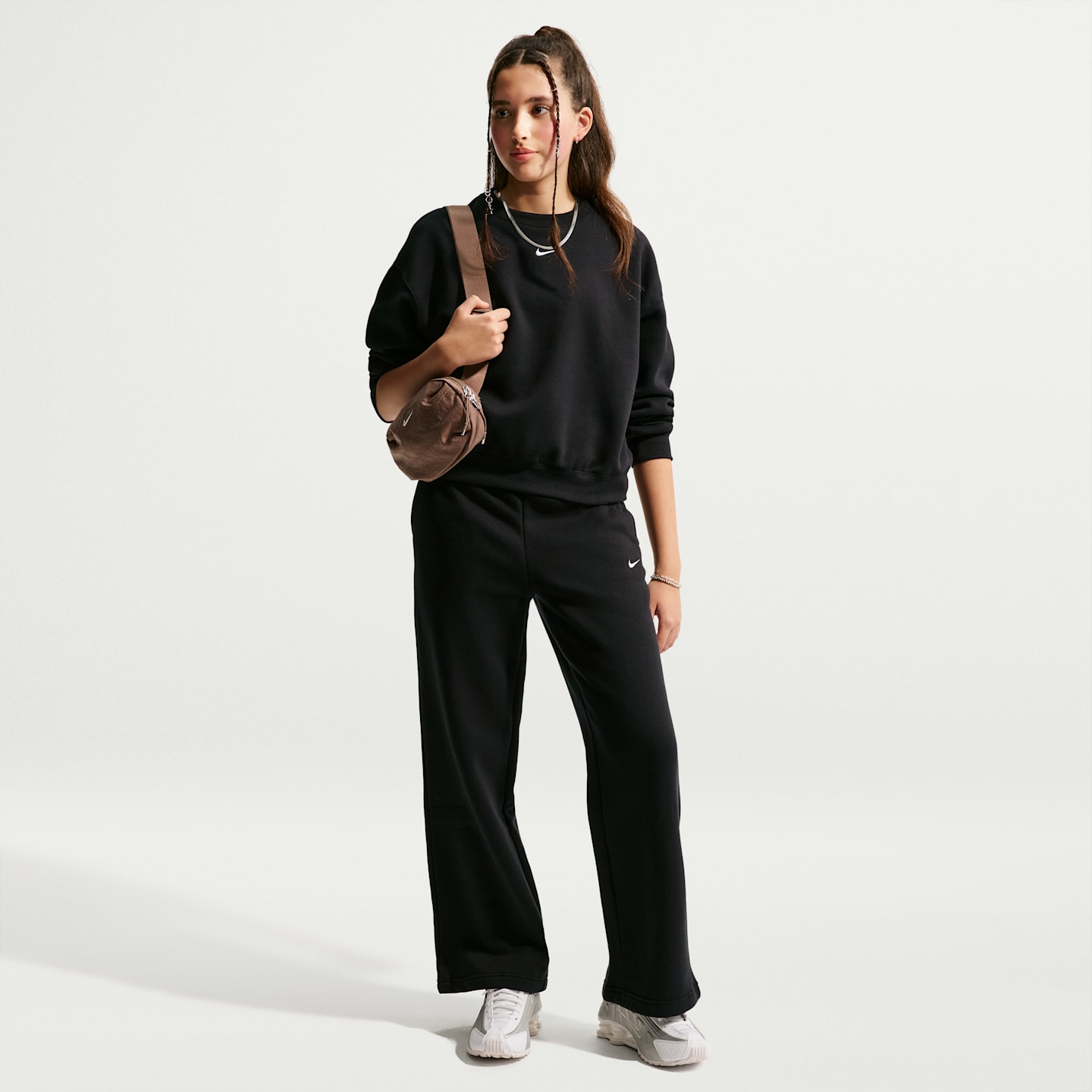 Детские свитеры Nike Sportswear Studio Girls' Boxy Fleece Crew-Neck — фото 4