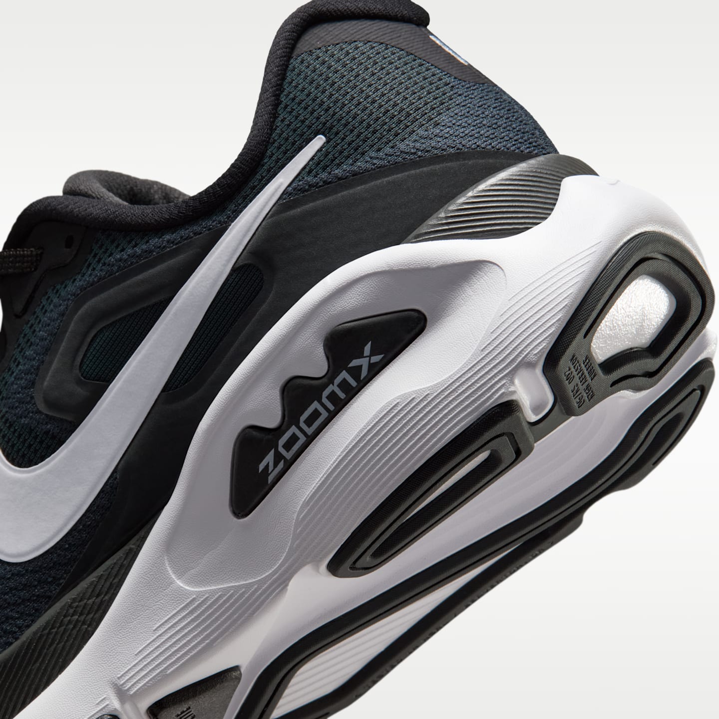 Женские кроссовки Nike Structure Plus Women's Road Running Shoes — фото 8