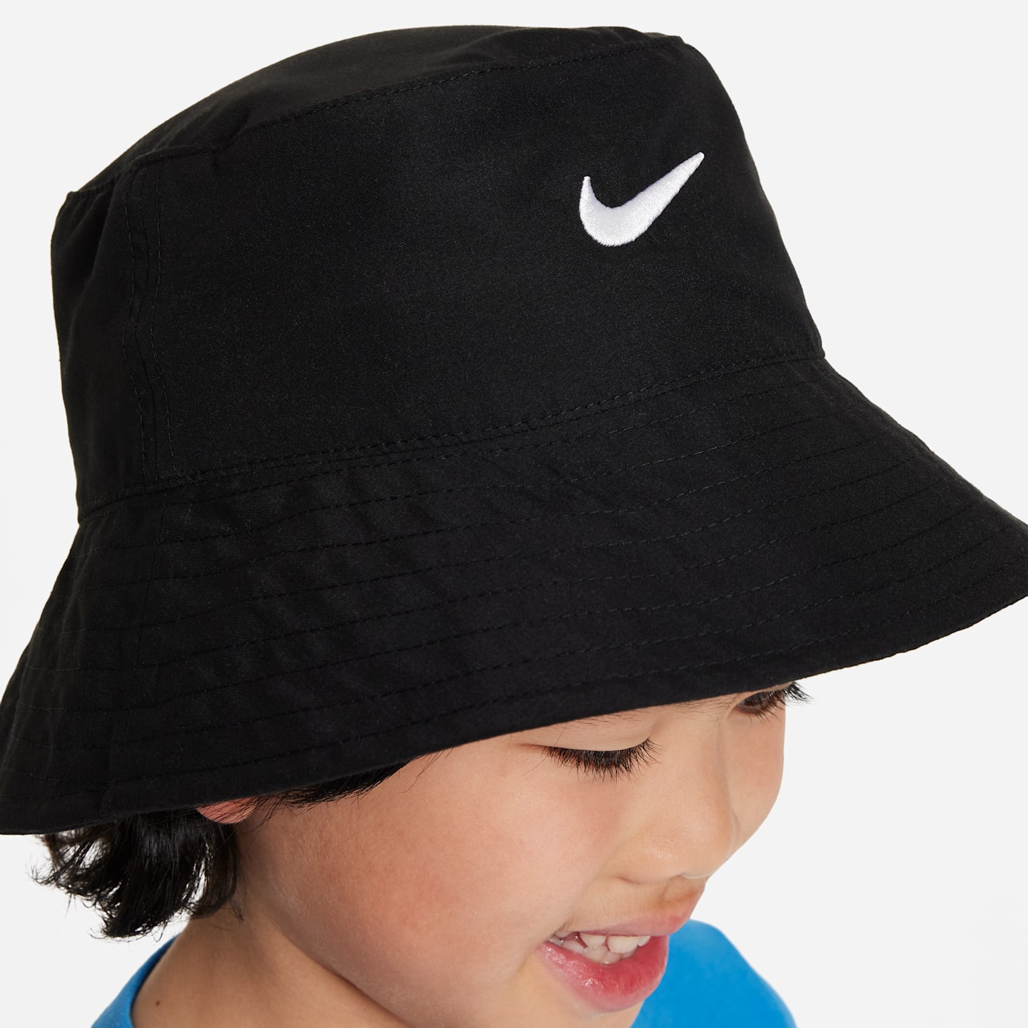 Детские головные уборы Nike Little Kids' Bucket Hat — фото 4