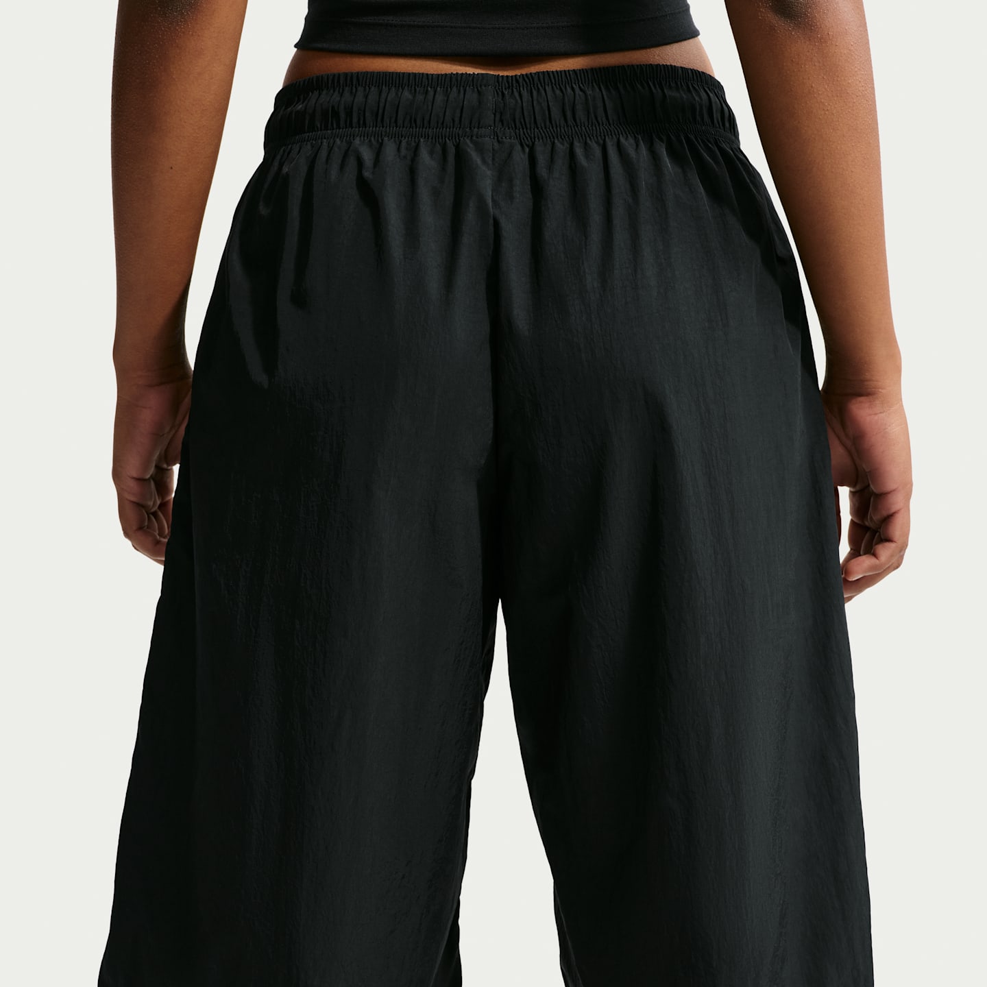Женские шорты Nike Sportswear Women's Mid-Rise Loose Knee-Length Shorts — фото 3