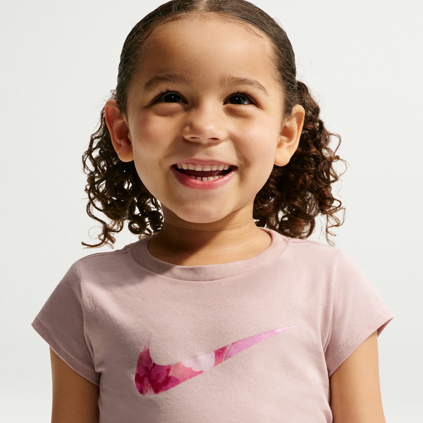 Детские шорты Nike Move With Nature Toddler 2-Piece Mesh Shorts Set — фото 2
