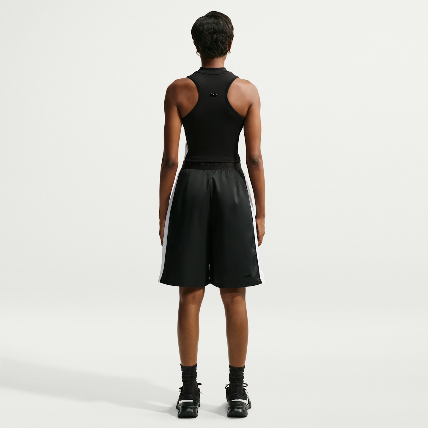 Nike Naomi Osaka Women's Loose Mid-Rise Shorts — фото 5
