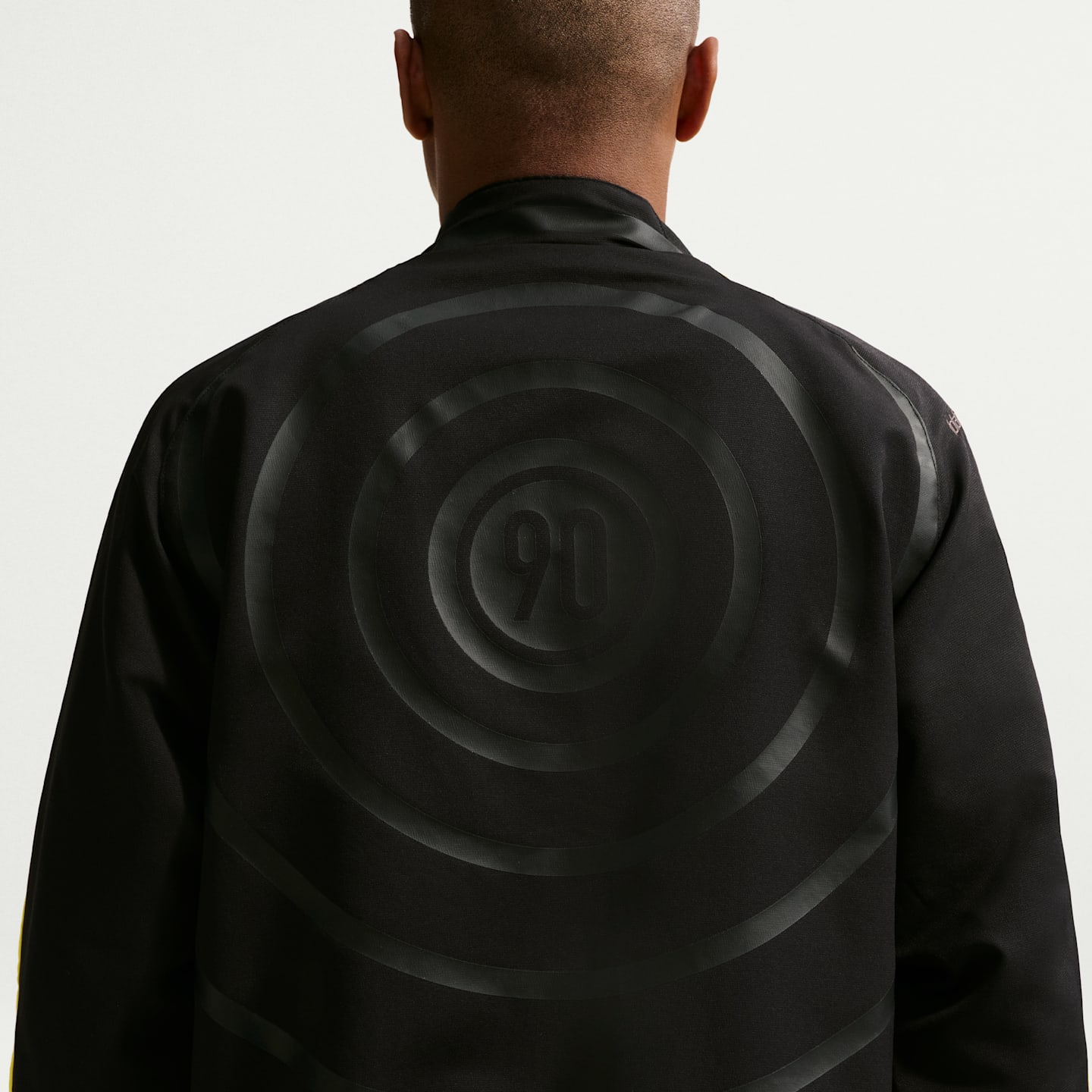 Мужские куртки Nike Mad 90 Pack "Laser 90" Men's Woven Jacket — фото 2