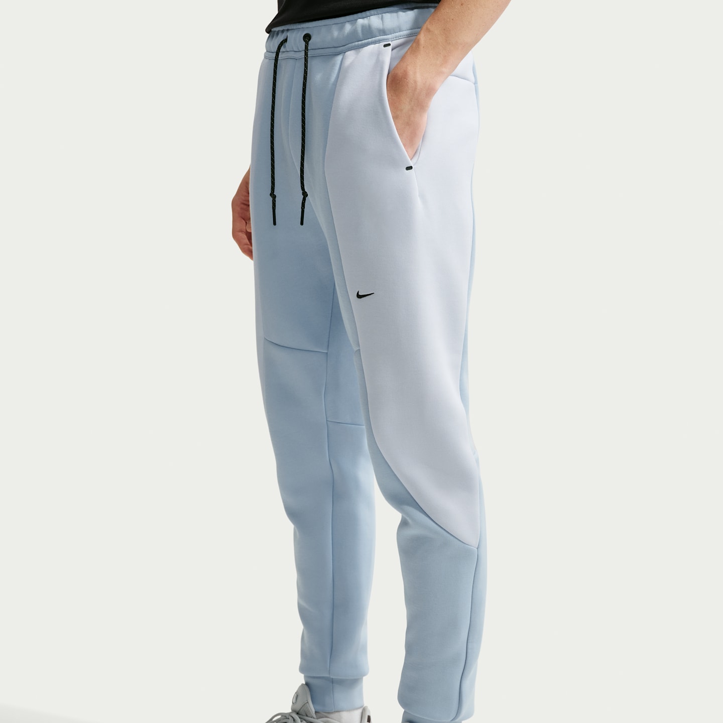 Мужские брюки Nike Tech Men's Fleece Color-Block Joggers — фото 2