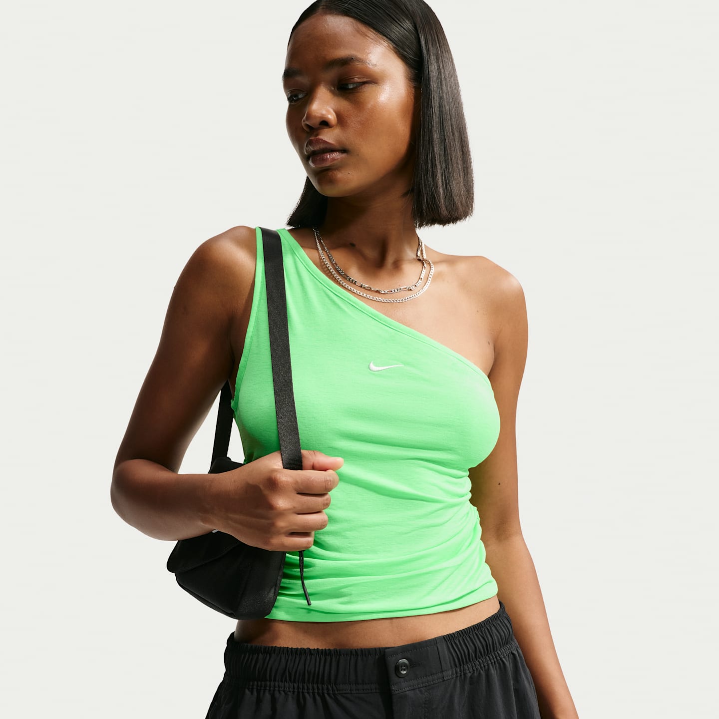Женские брюки Nike Sportswear Women's Tight One-Shoulder Tank Top — фото 1