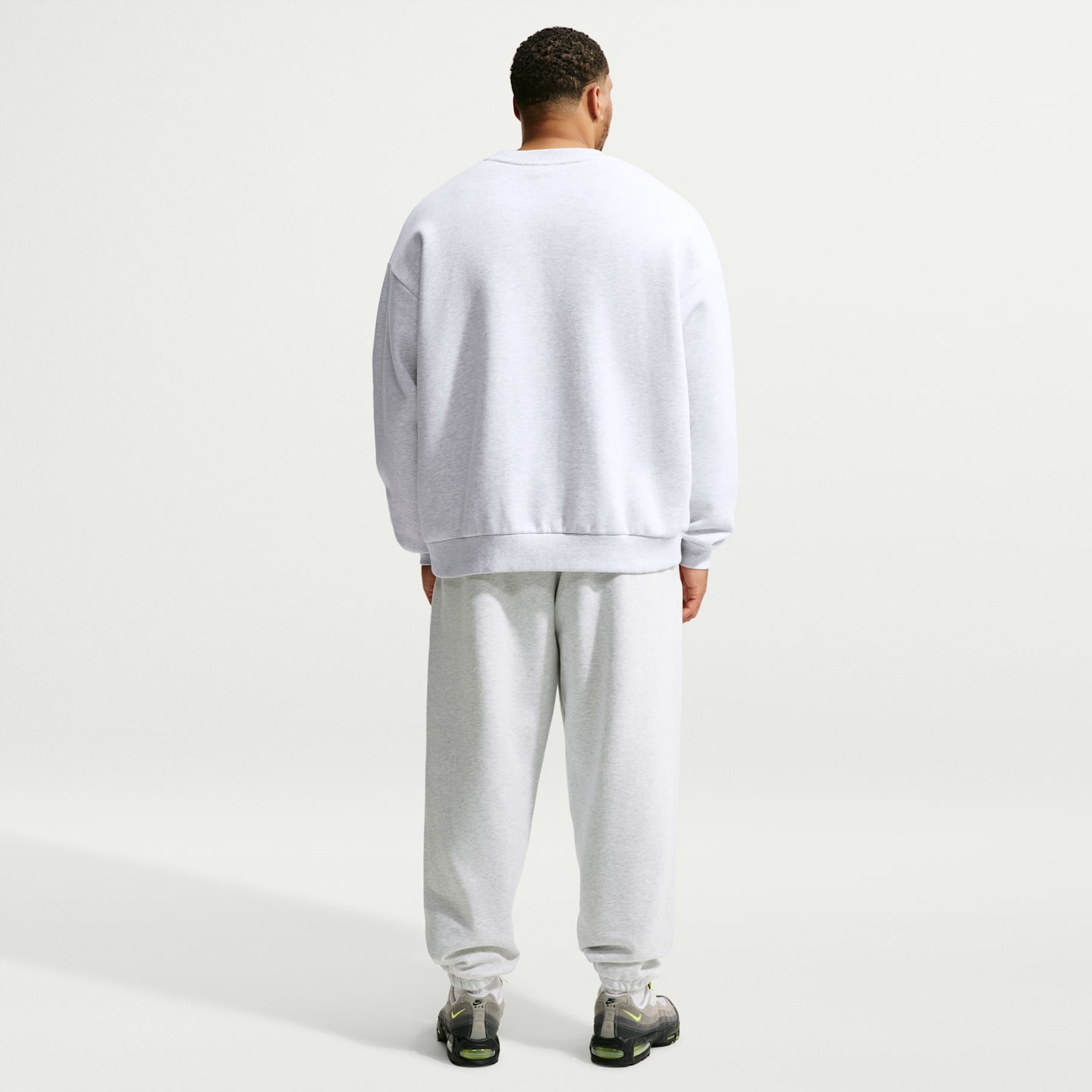Мужские брюки Nike Solo Fleece Men's Cuffed Pants — фото 10