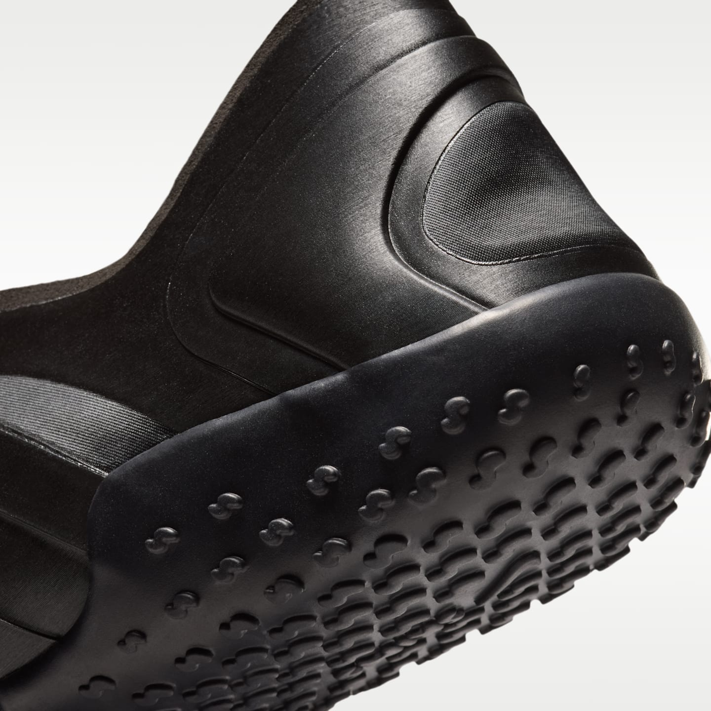 Женские кроссовки Nike NikeSKIMS Rift Satin Women's Shoes — фото 8