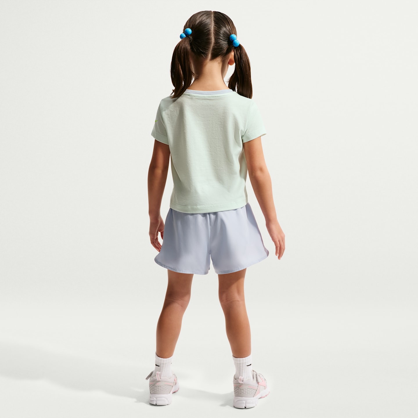 Детские брюки Nike Toddler Dri-FIT T-Shirt and Crossover Shorts Set — фото 7