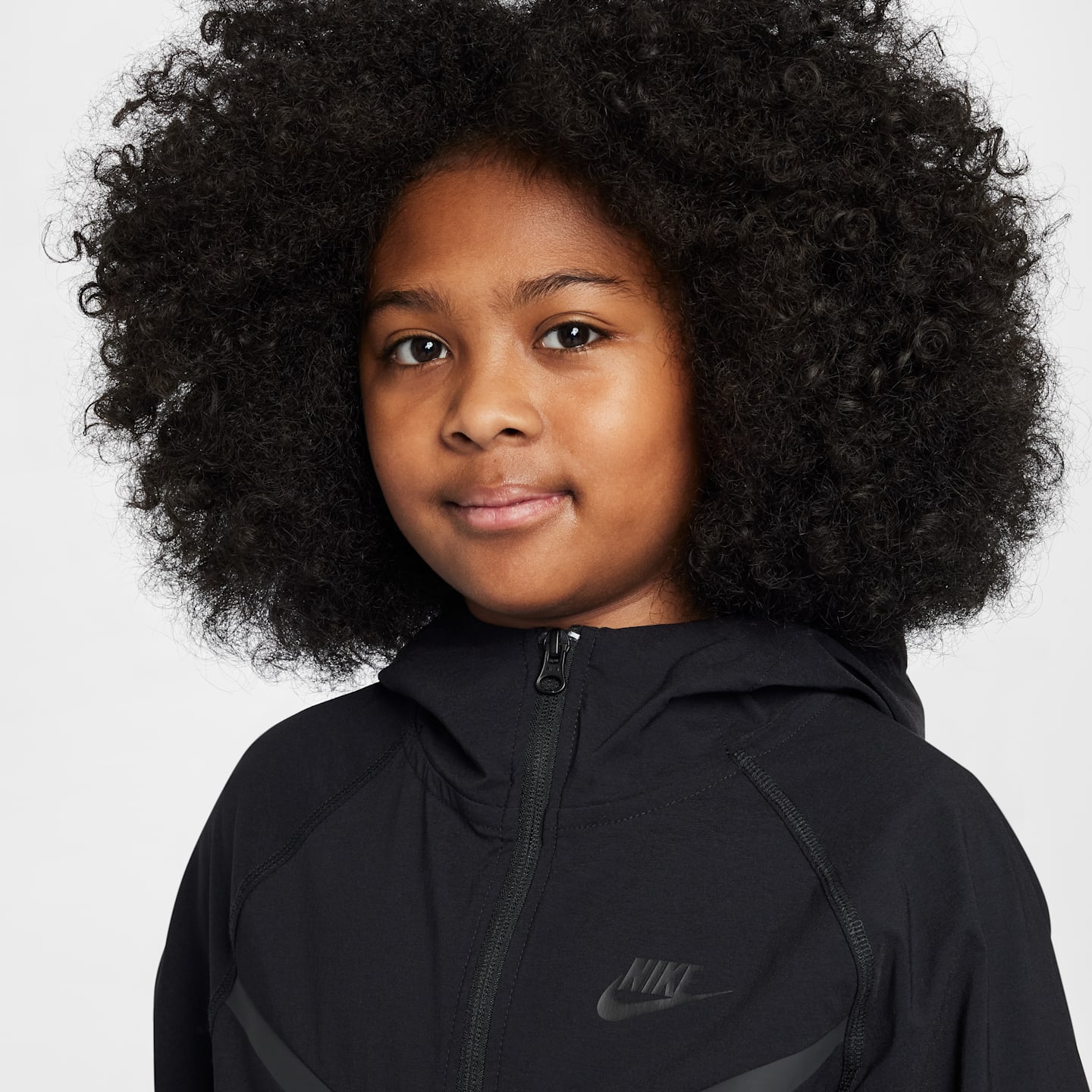 Детские куртки Nike Tech Big Kids' (Boys') Woven Jacket — фото 3