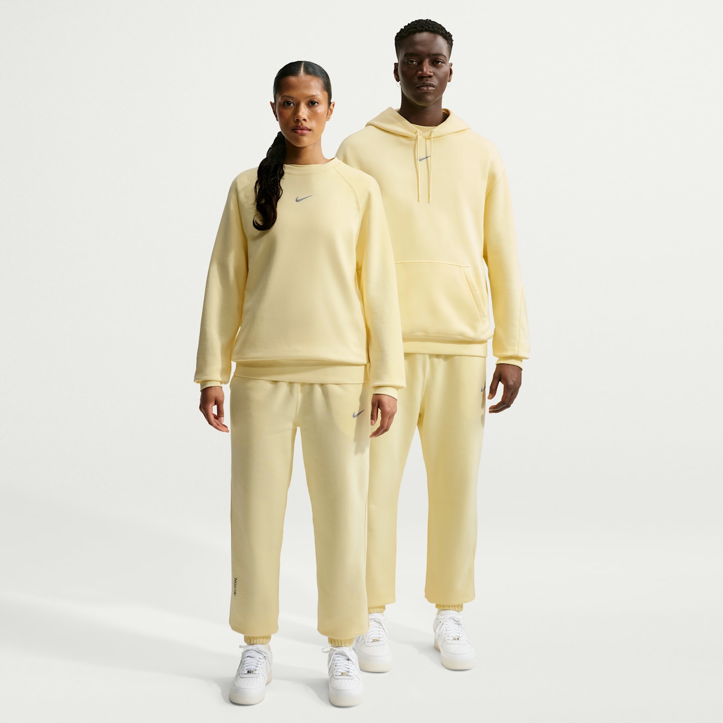 Мужские брюки Nike NOCTA NOCTA Fleece CS Sweatpants — фото 1