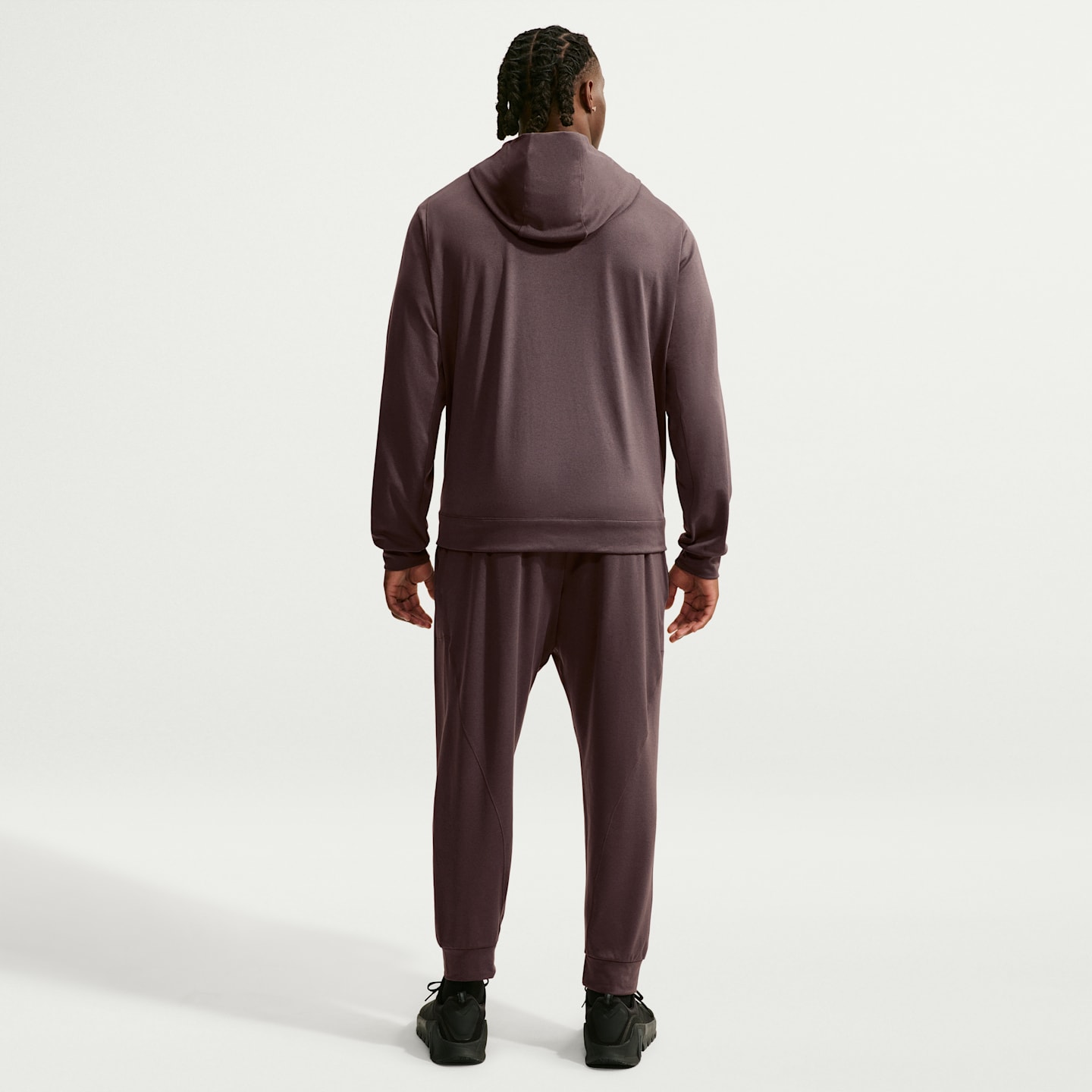 Мужские брюки Nike Primary NanoKnit Men's Dri-FIT UV Protection Performance Joggers — фото 10
