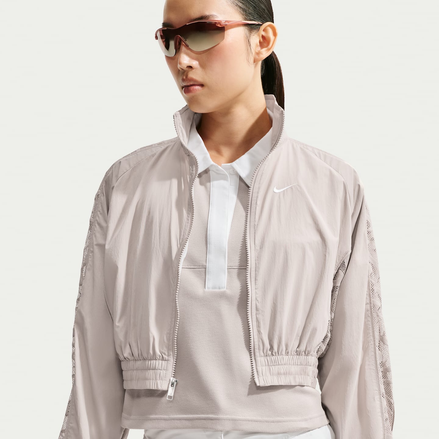 Женские куртки Nike Sportswear Women's Cropped Lace Track Jacket — фото 1