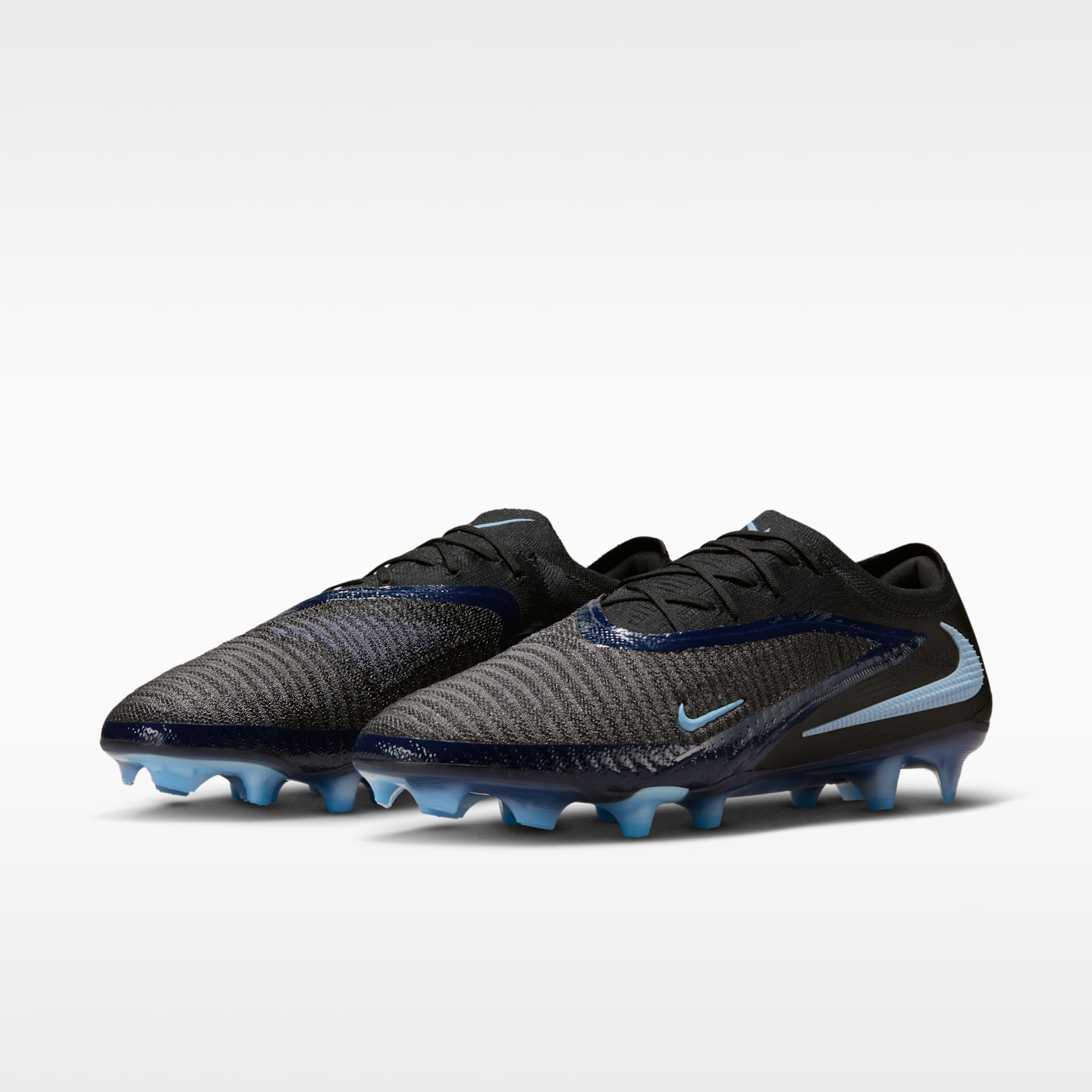 Мужские бутсы Nike Phantom 6 Low Elite "Erling Haaland" Artificial-Grass Soccer Cleats — фото 5