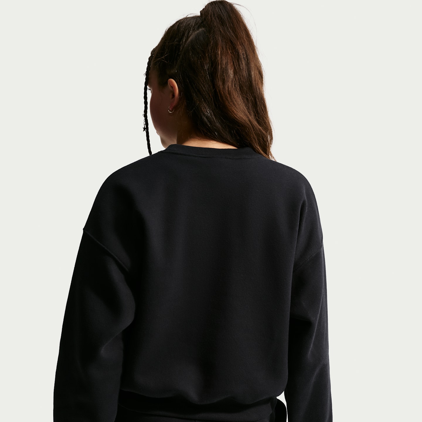 Детские свитеры Nike Sportswear Studio Girls' Boxy Fleece Crew-Neck — фото 2