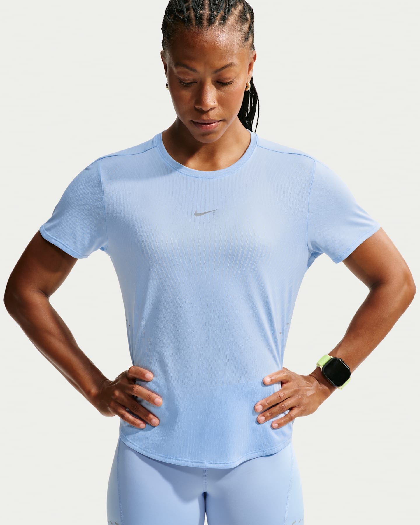 Женские топы Nike Swift Aero-FIT Women's Short-Sleeve Running Top — фото 6