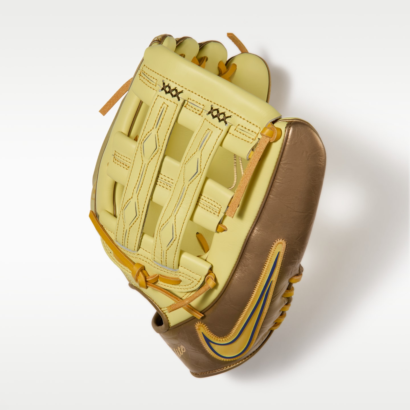 Мужские перчатки Nike Vapor Elite "Ronald Acuña Jr." Baseball H-Web Fielding Glove (Right-Hand Throw) — фото 2