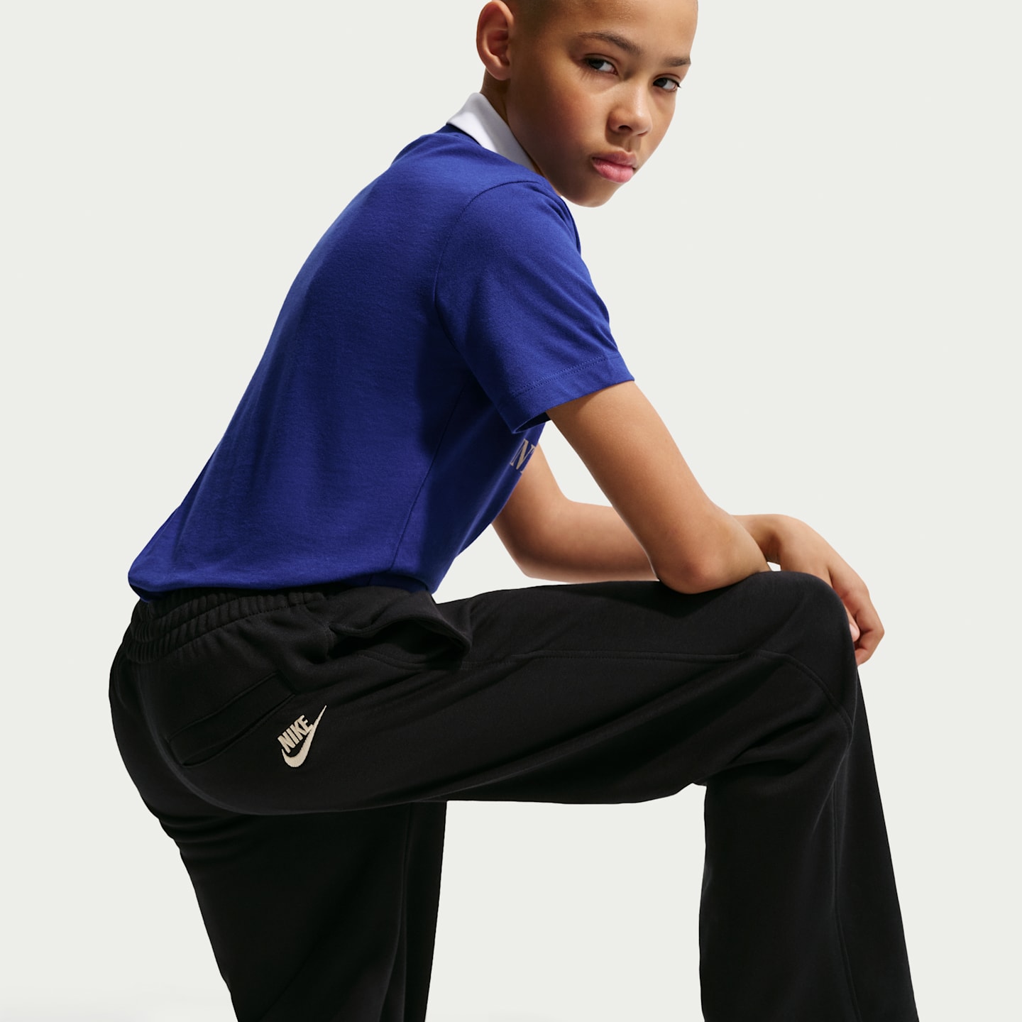 Детские брюки Nike Sportswear Club Big Kids' French Terry Open-Hem Pants — фото 4