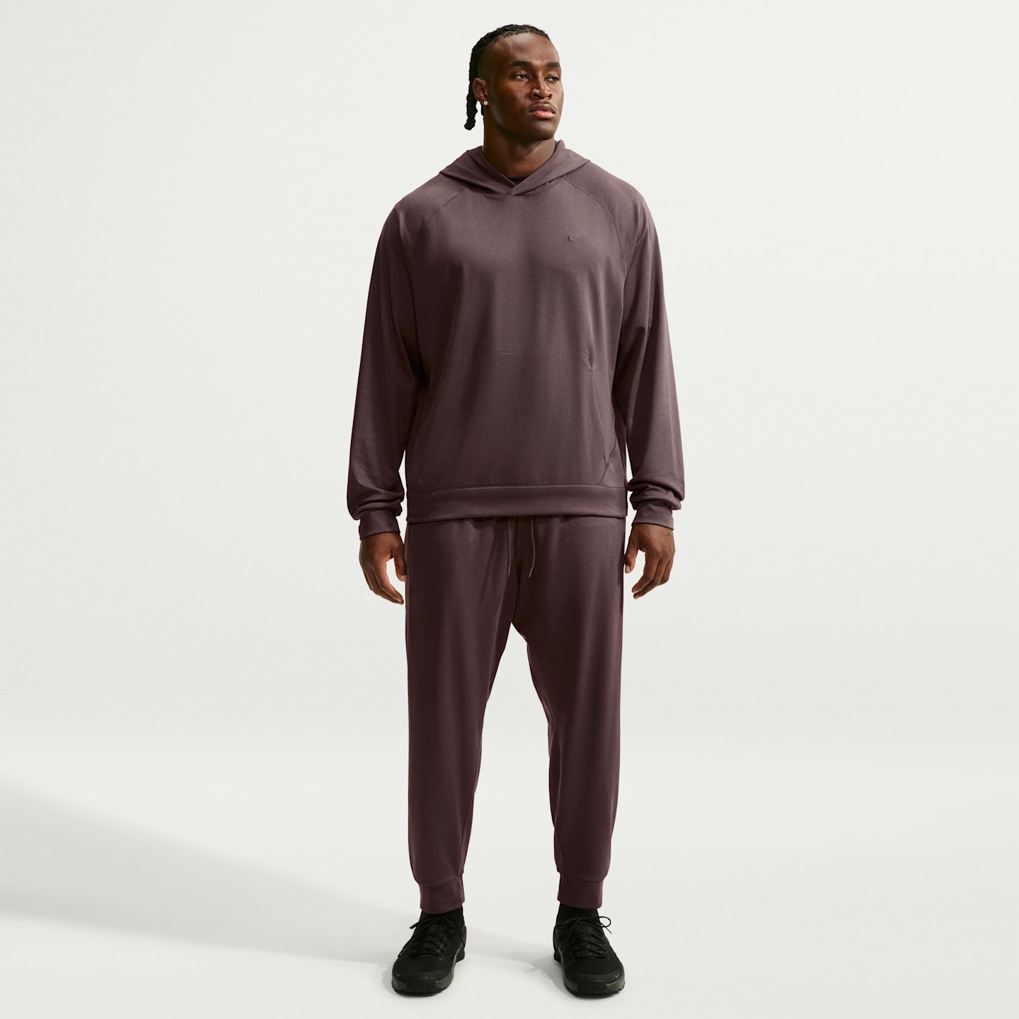 Мужские брюки Nike Primary NanoKnit Men's Dri-FIT UV Protection Performance Joggers — фото 6