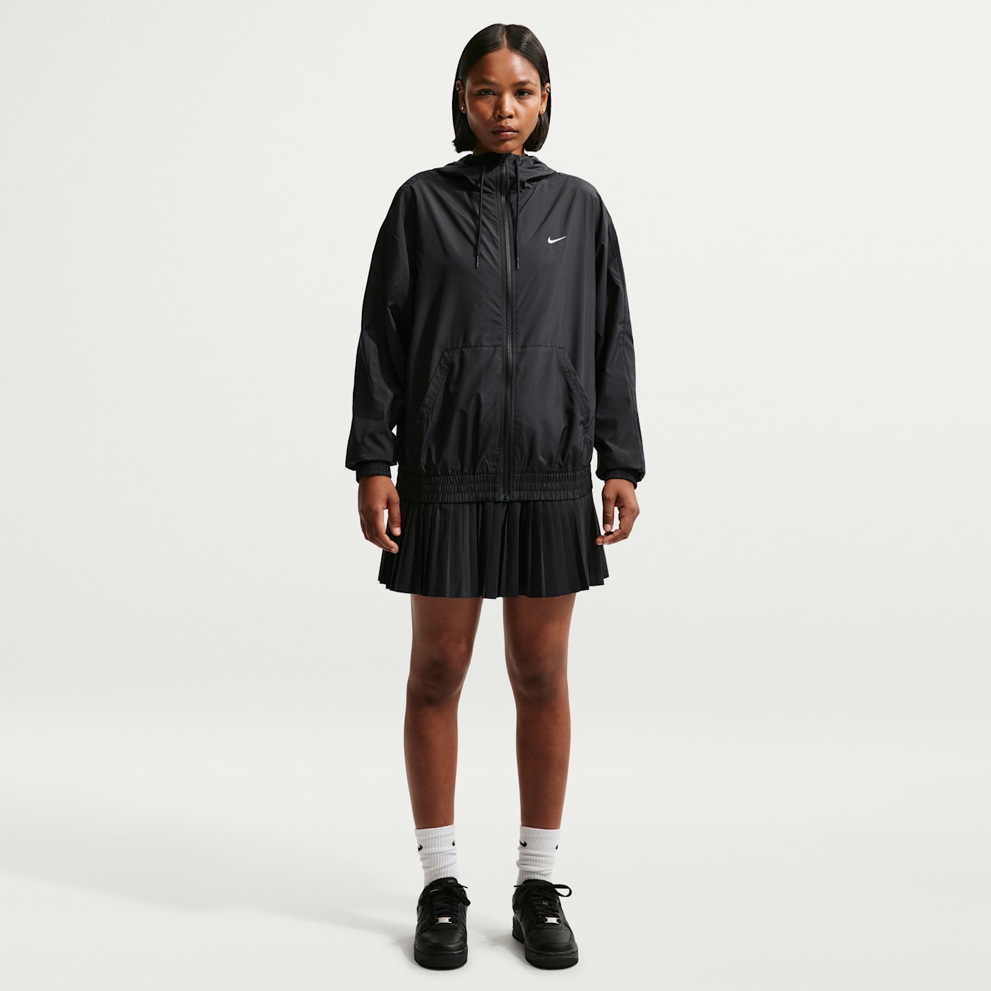 Женские куртки Nike Sportswear Classic Wovens Women's Loose UV Hooded Jacket — фото 4
