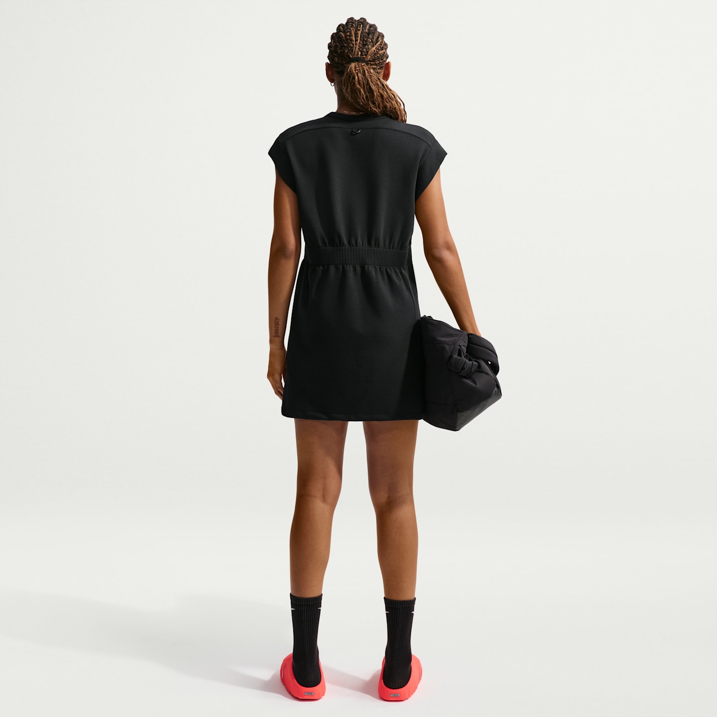 Женские платья Nike 24.7 ImpossiblySoft Women's Dri-FIT Dress — фото 5