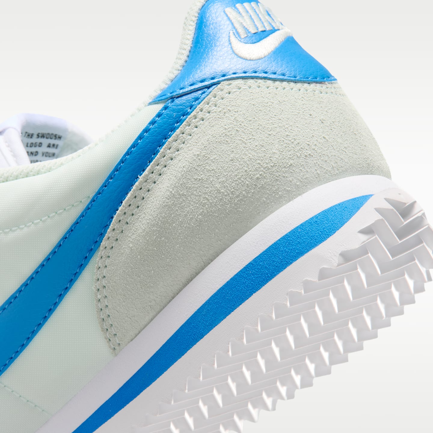 Женские кроссовки Nike Cortez Textile Women's Shoes — фото 8