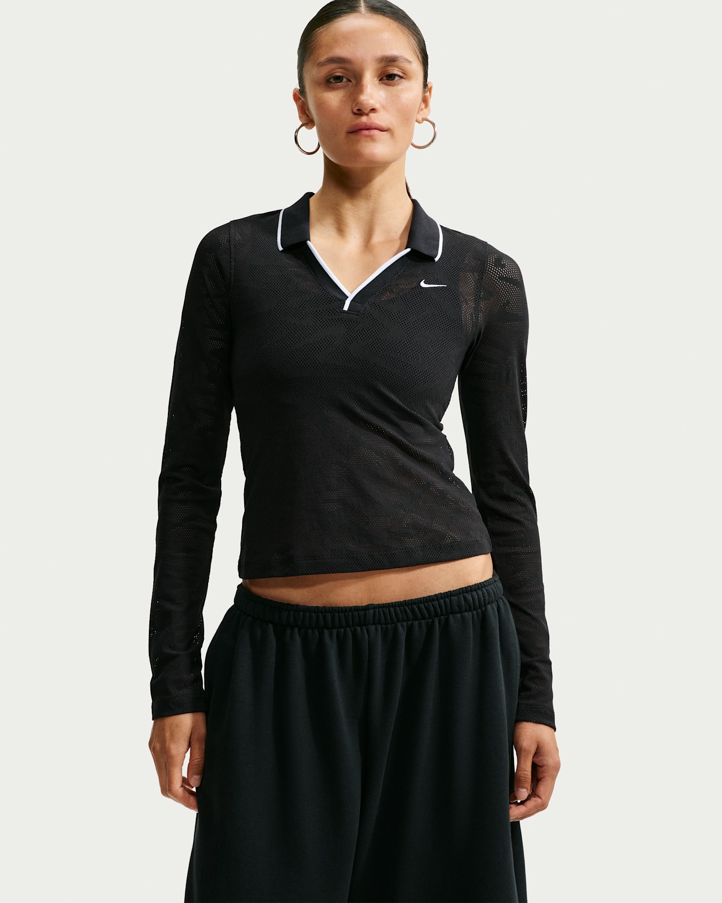 Женские брюки Nike Sportswear Chill Knit Women's Tight Mod-Cropped Long-Sleeve Lace Top — фото 7